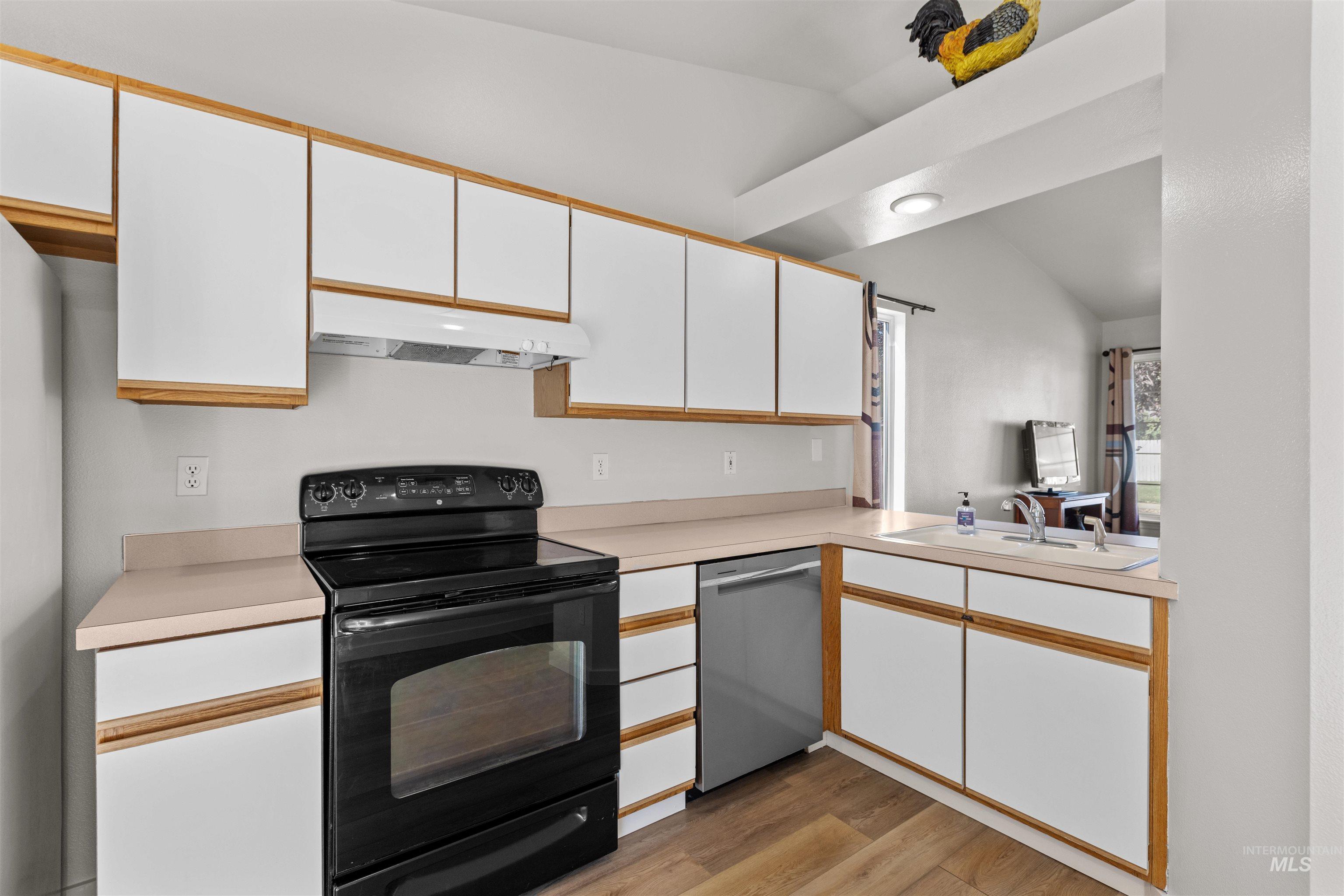 3404 S Poco Loco Property Photo 8