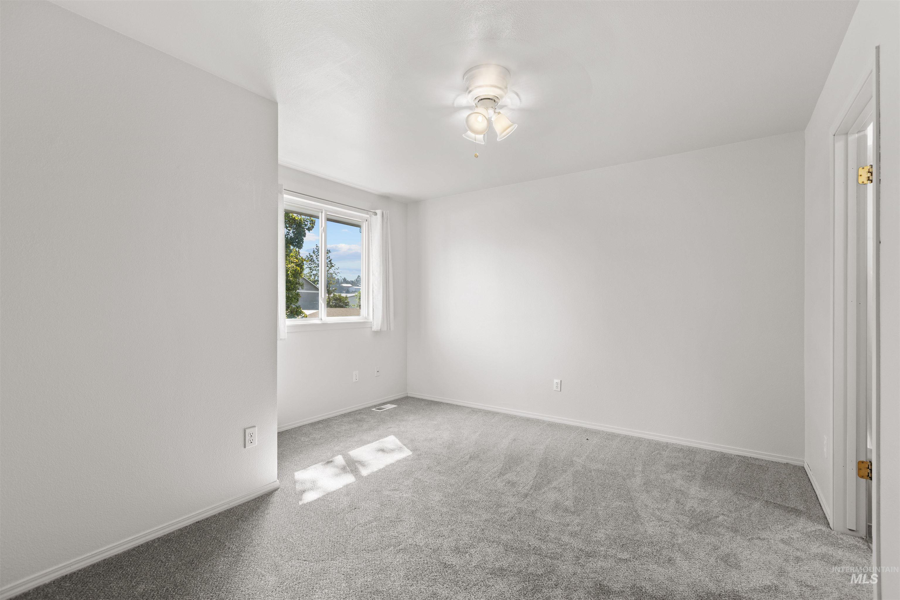 3404 S Poco Loco Property Photo 15