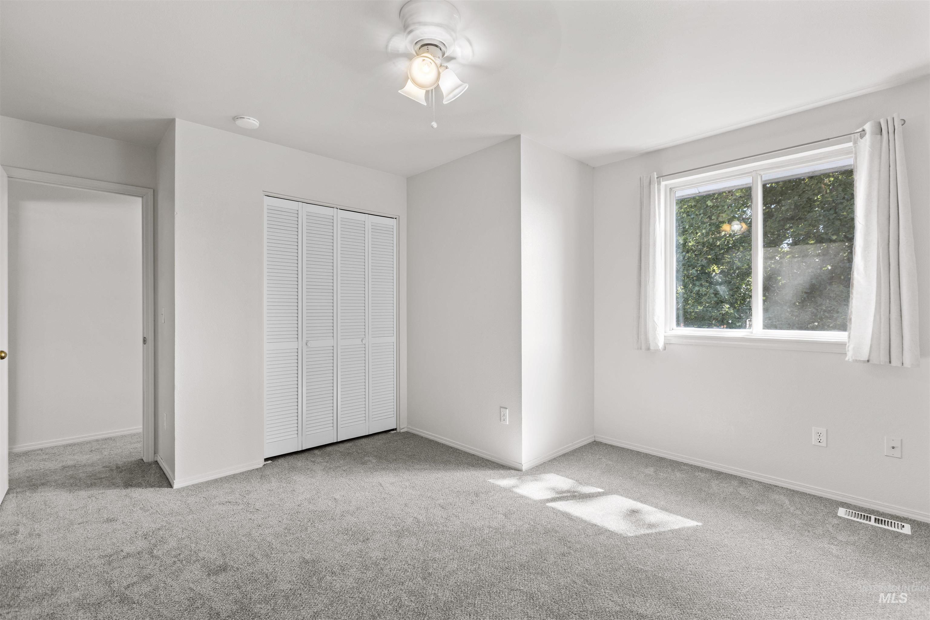 3404 S Poco Loco Property Photo 17