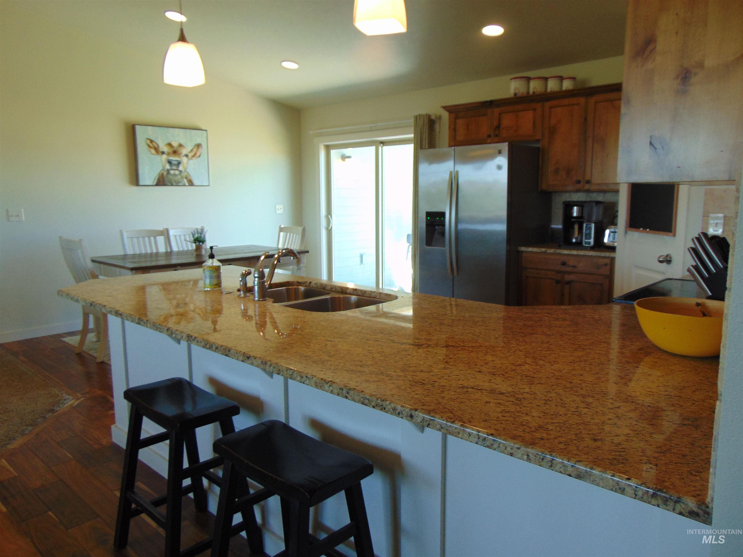 1860 Graham Blvd. Property Photo 14