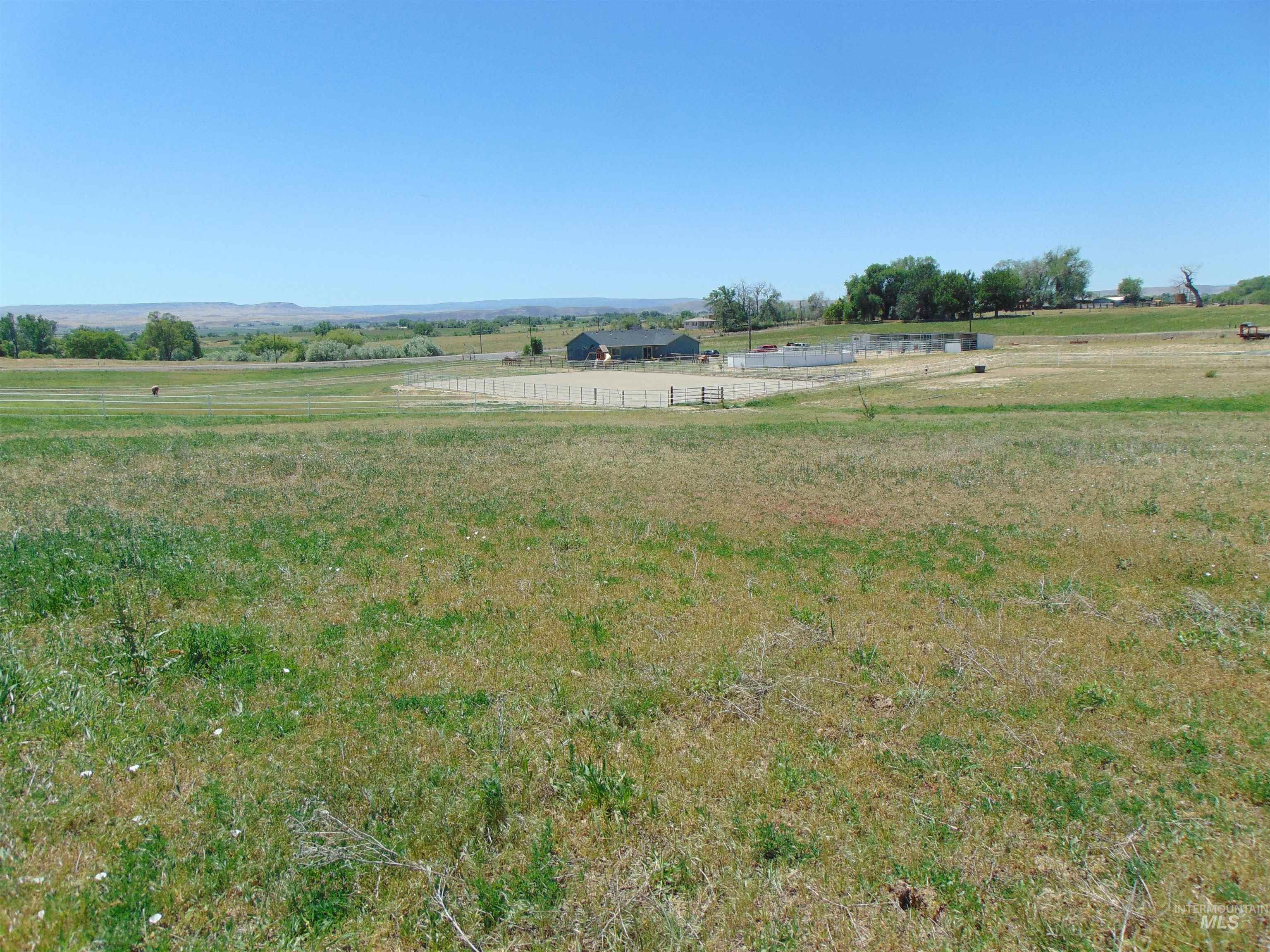 1860 Graham Blvd. Property Photo 25