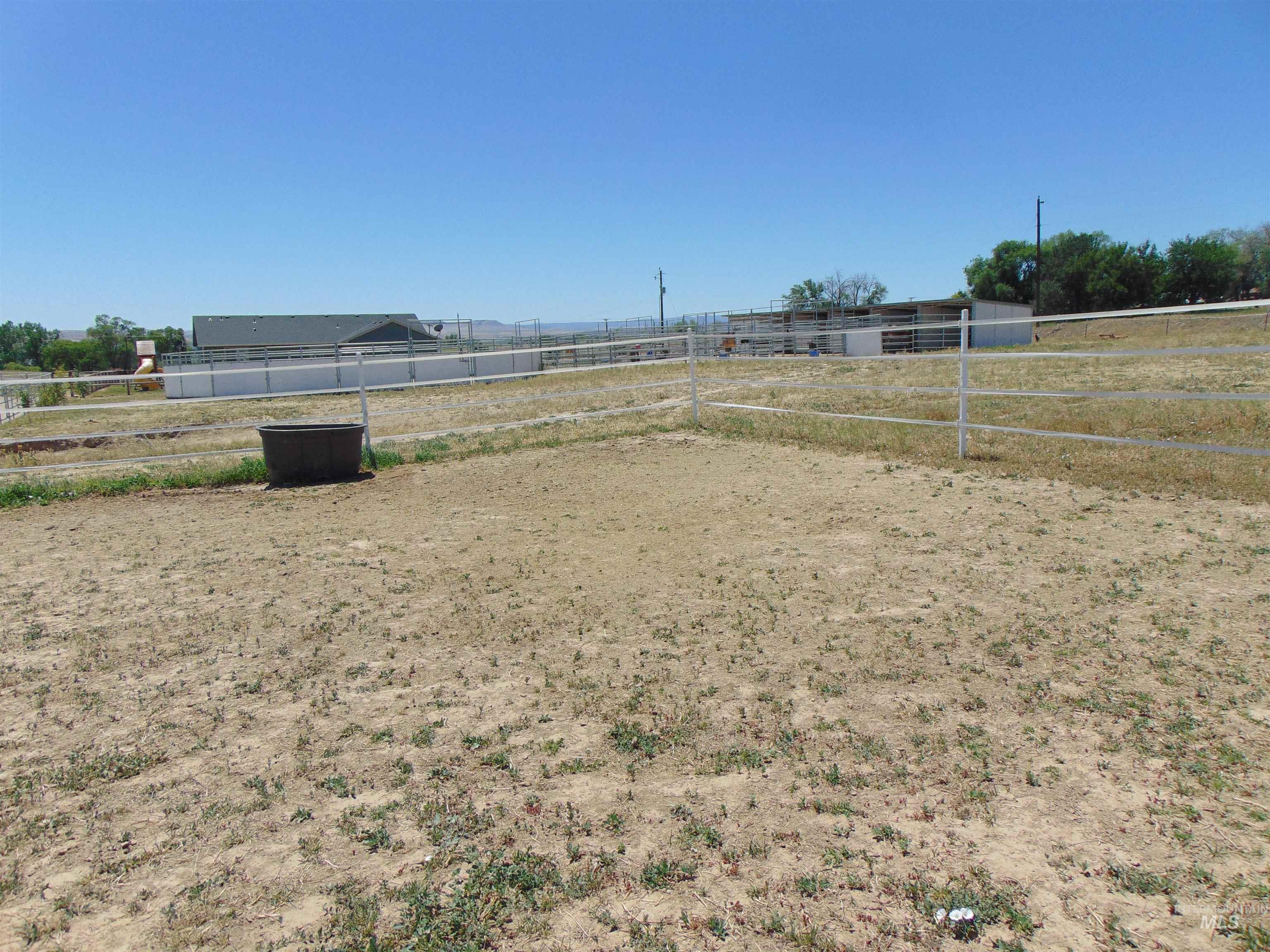 1860 Graham Blvd. Property Photo 29