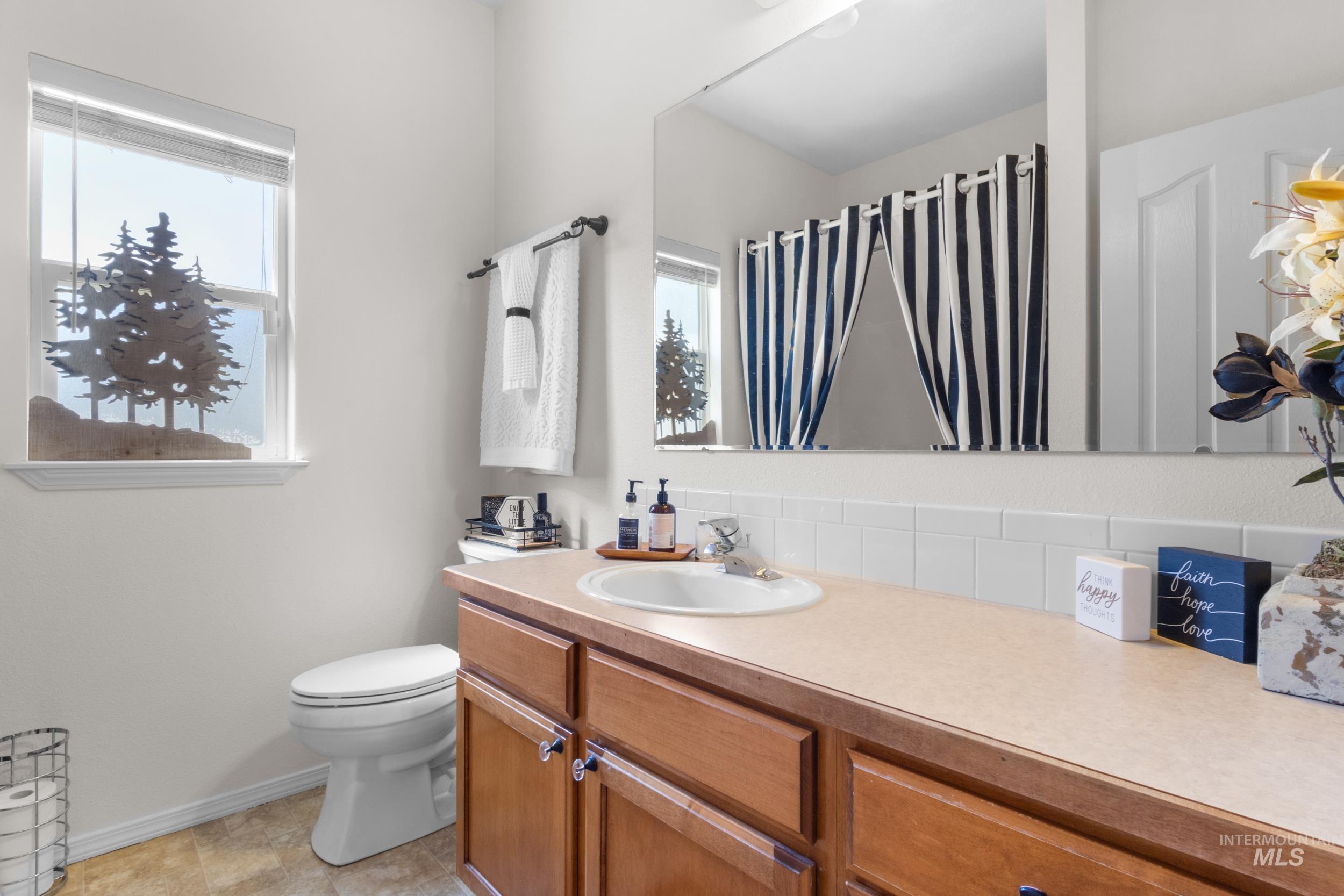 2548 N Monaco Way Property Photo 26