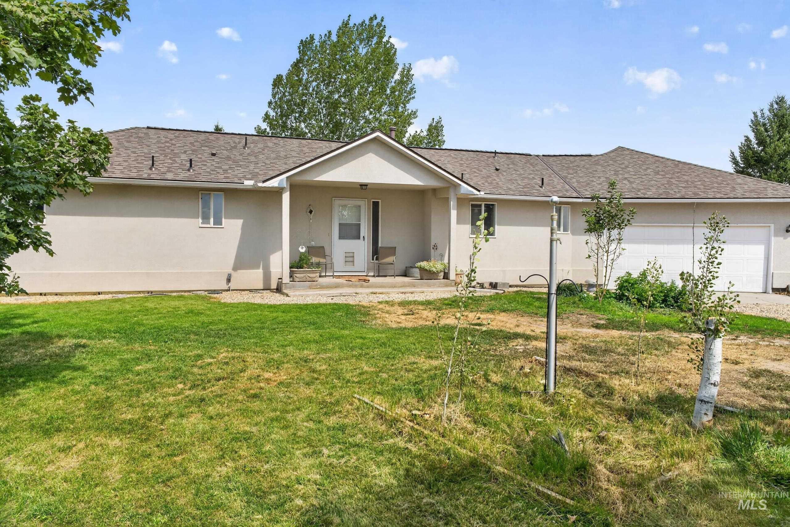 334 E Danskin Dr Property Photo 3