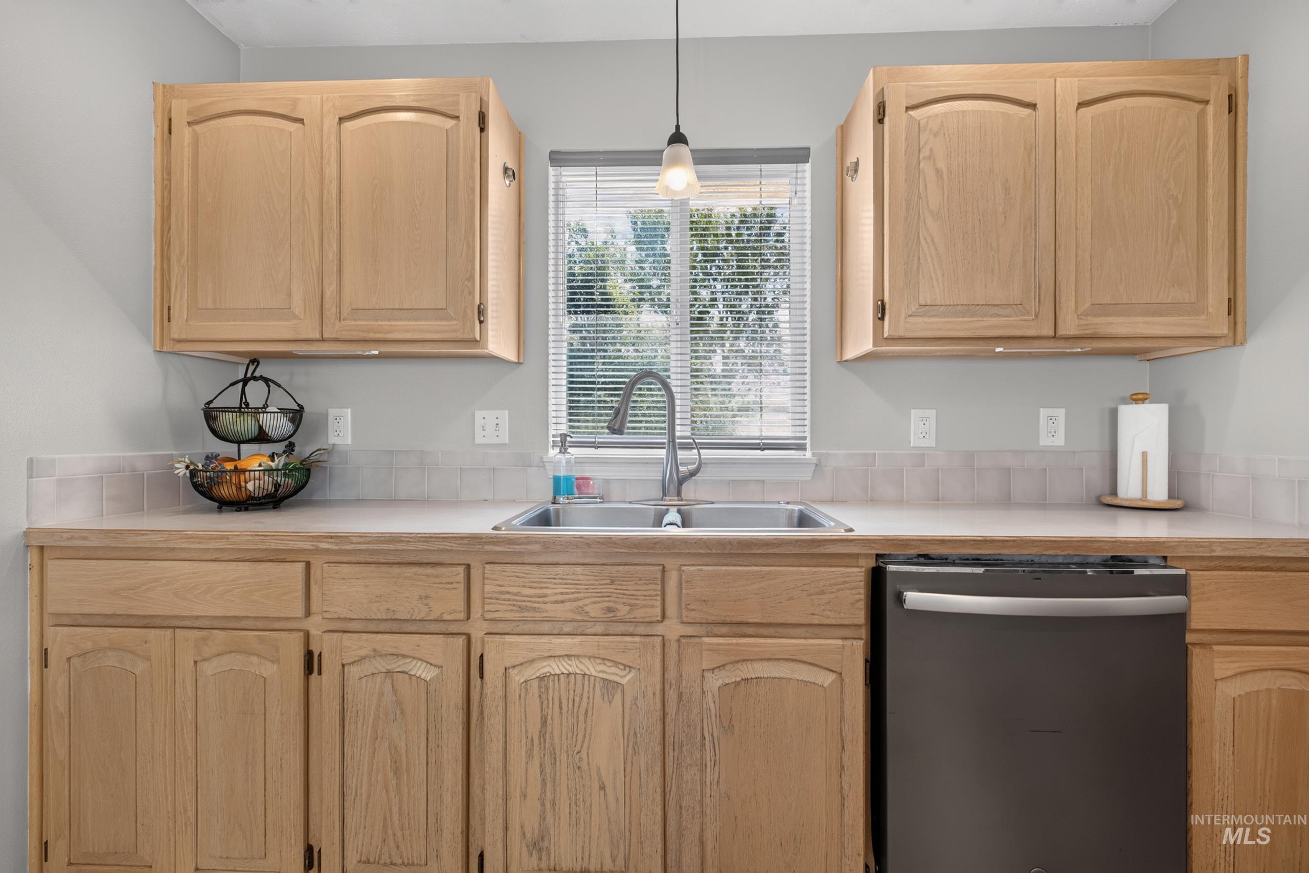 334 E Danskin Dr Property Photo 30