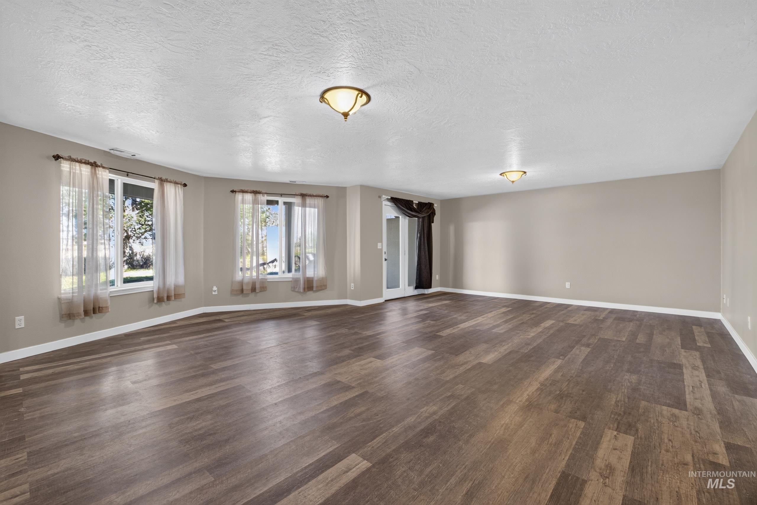 334 E Danskin Dr Property Photo 41