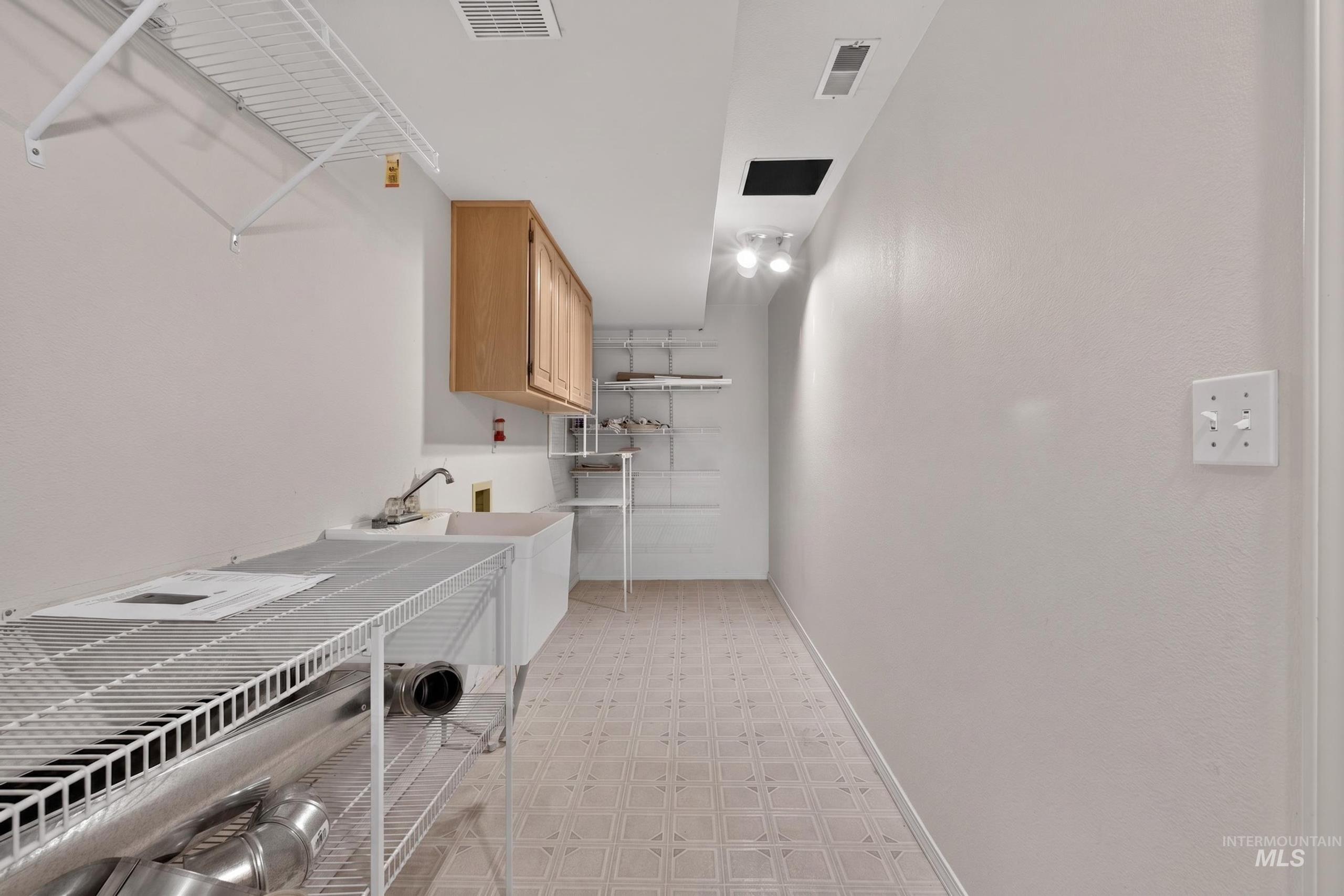 334 E Danskin Dr Property Photo 45