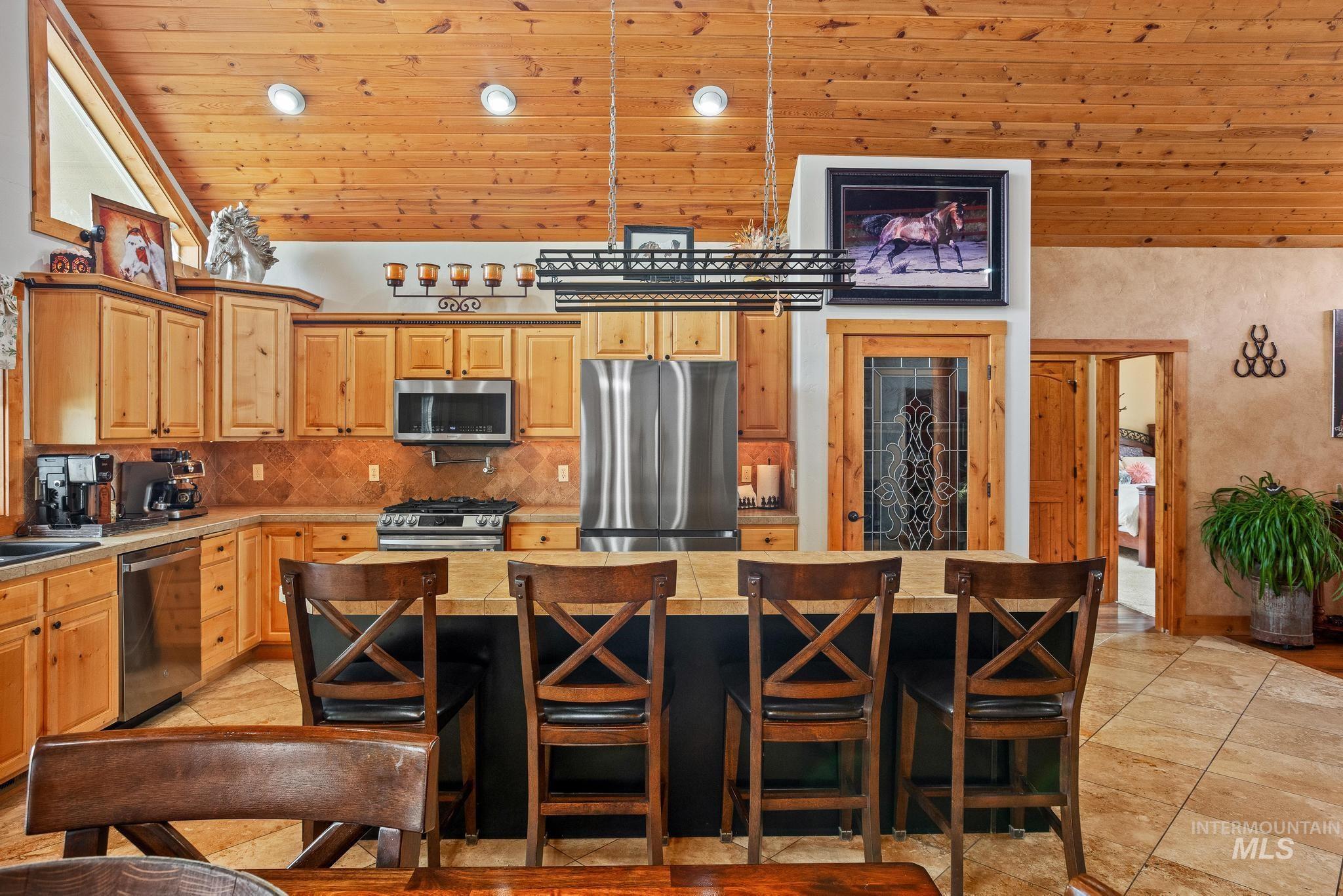9225 N Highway 52 Property Photo 13