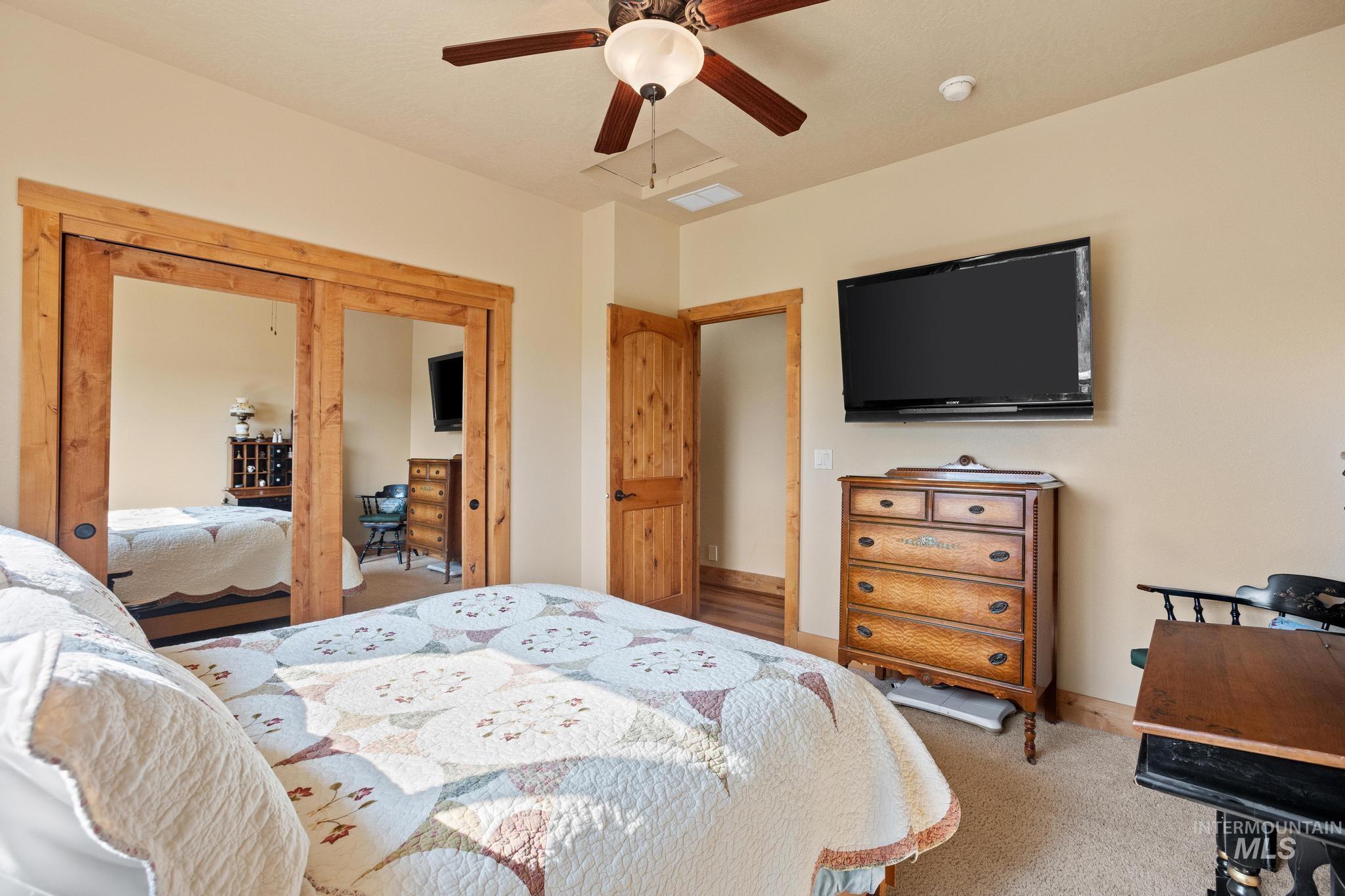 9225 N Highway 52 Property Photo 29