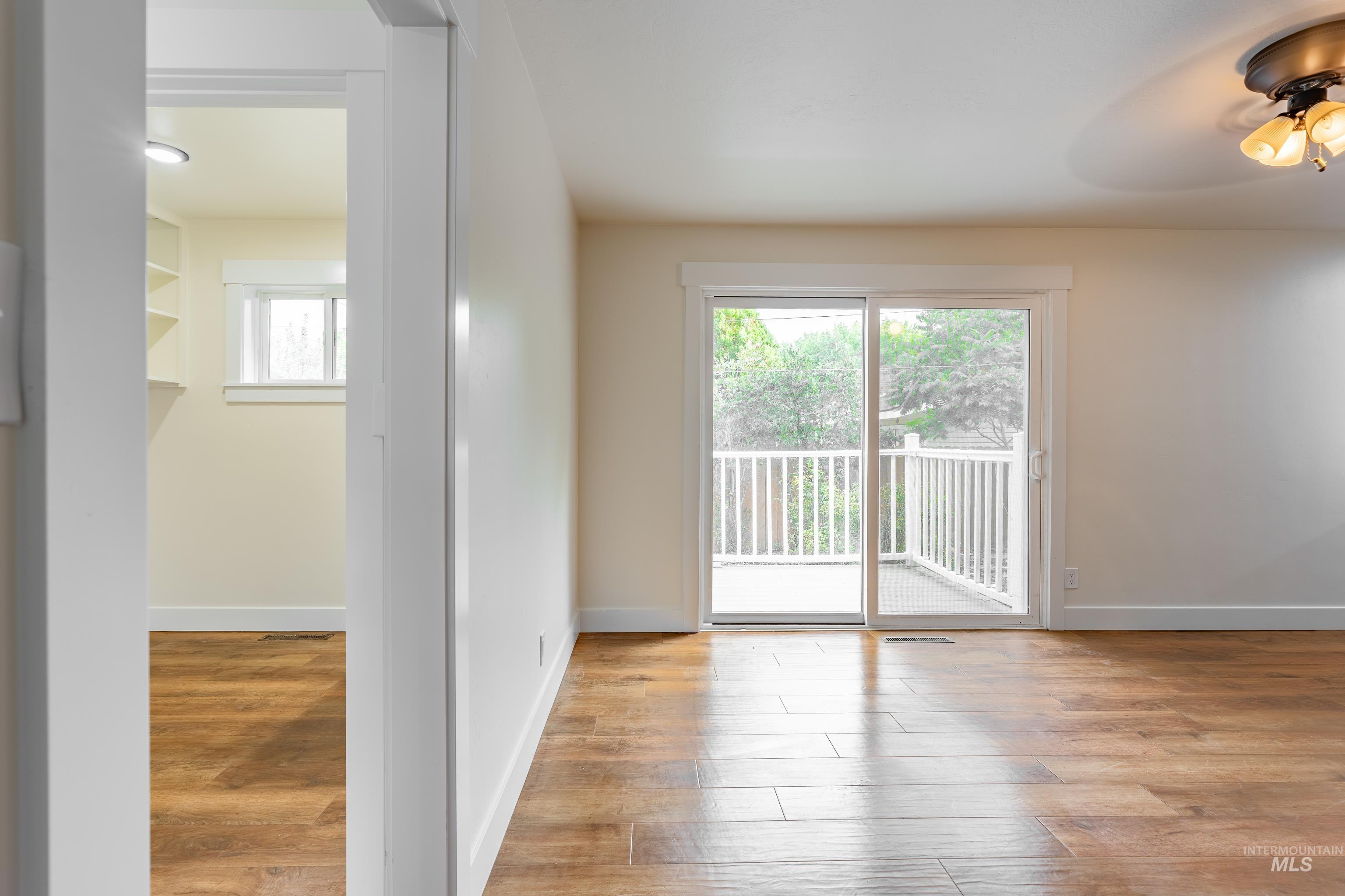 2213 Conant Dr Property Photo 10