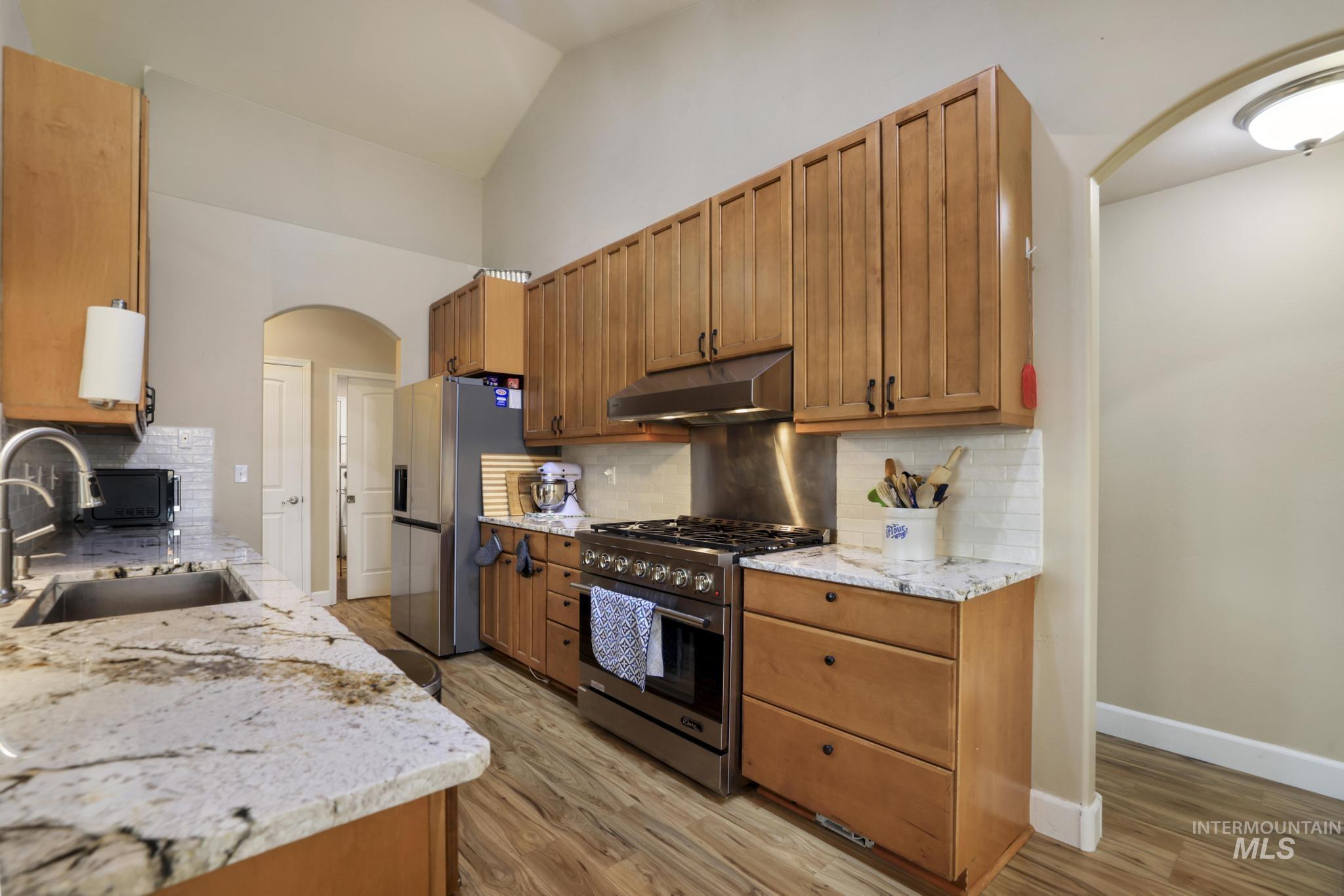 2213 Alex Dr Property Photo 16