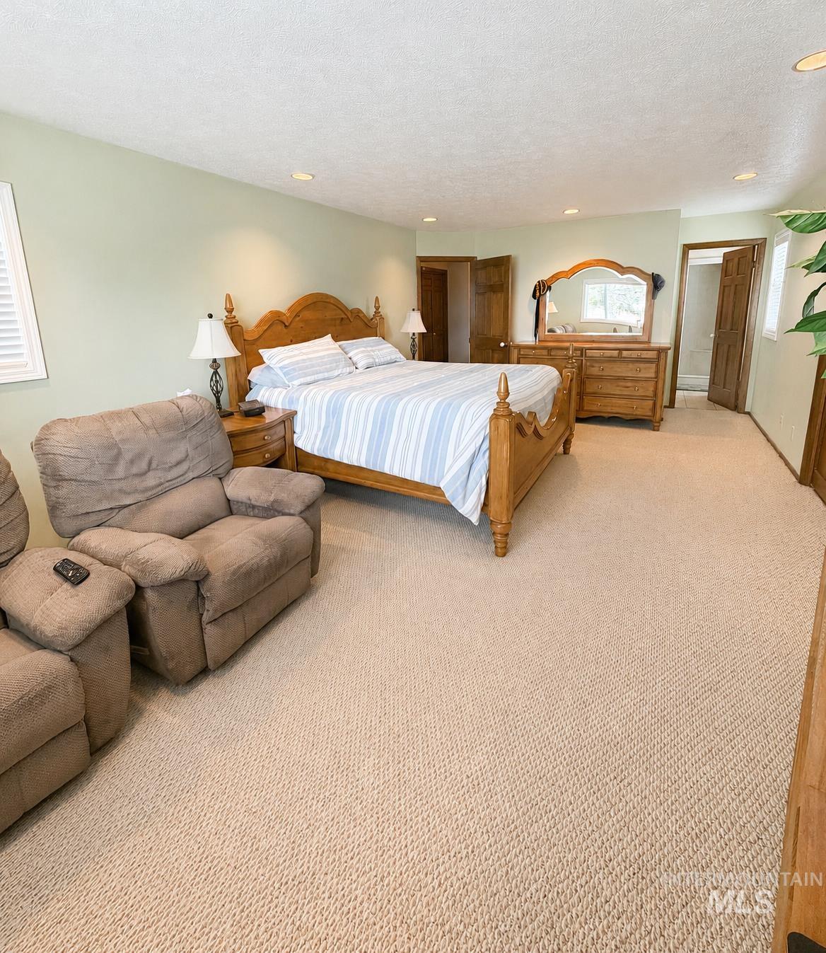 551 Terrace Dr Property Photo 20