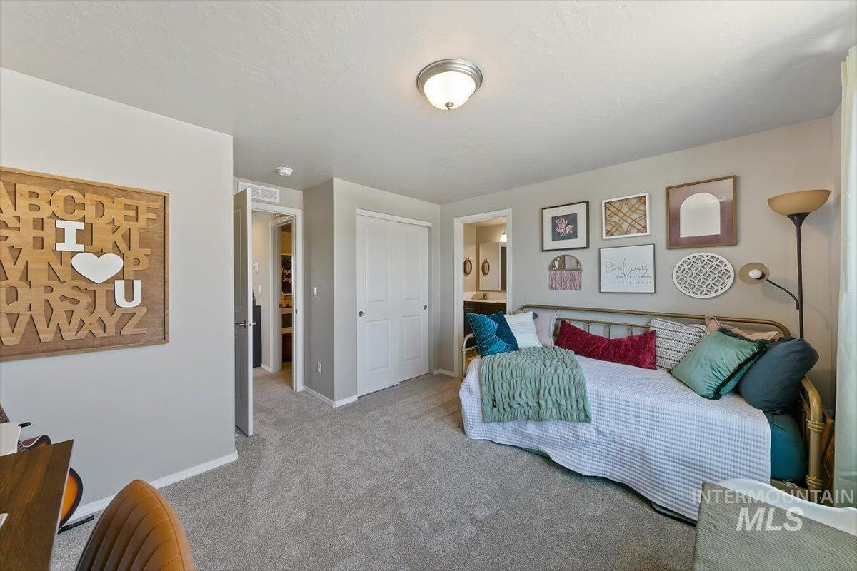 23 N Joseph Dr Property Photo 29