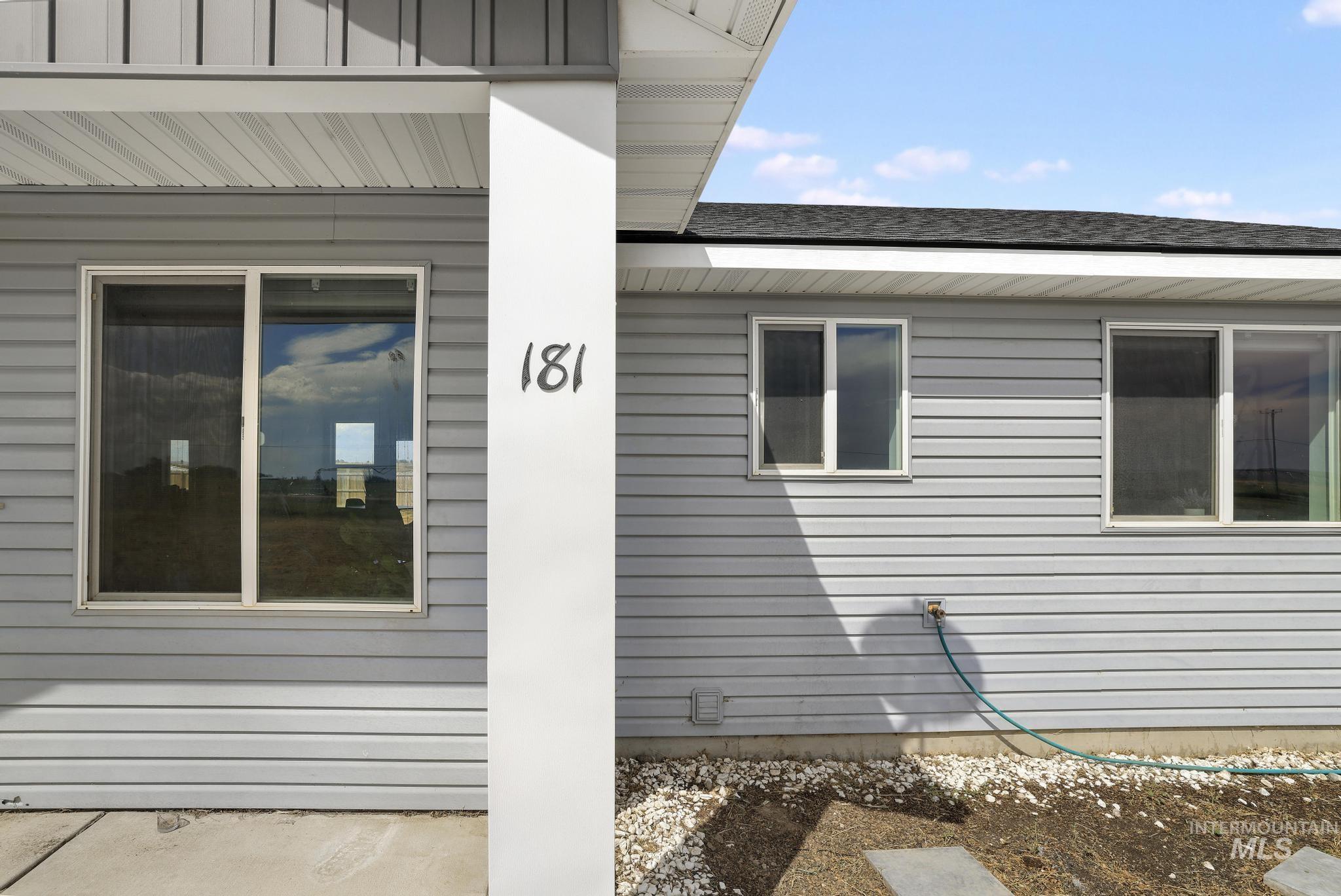 181 Huntly Lane Property Photo 5