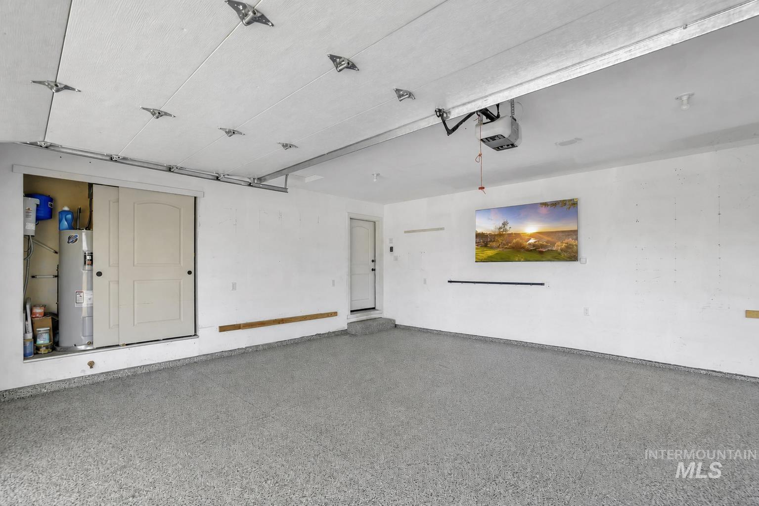 181 Huntly Lane Property Photo 28