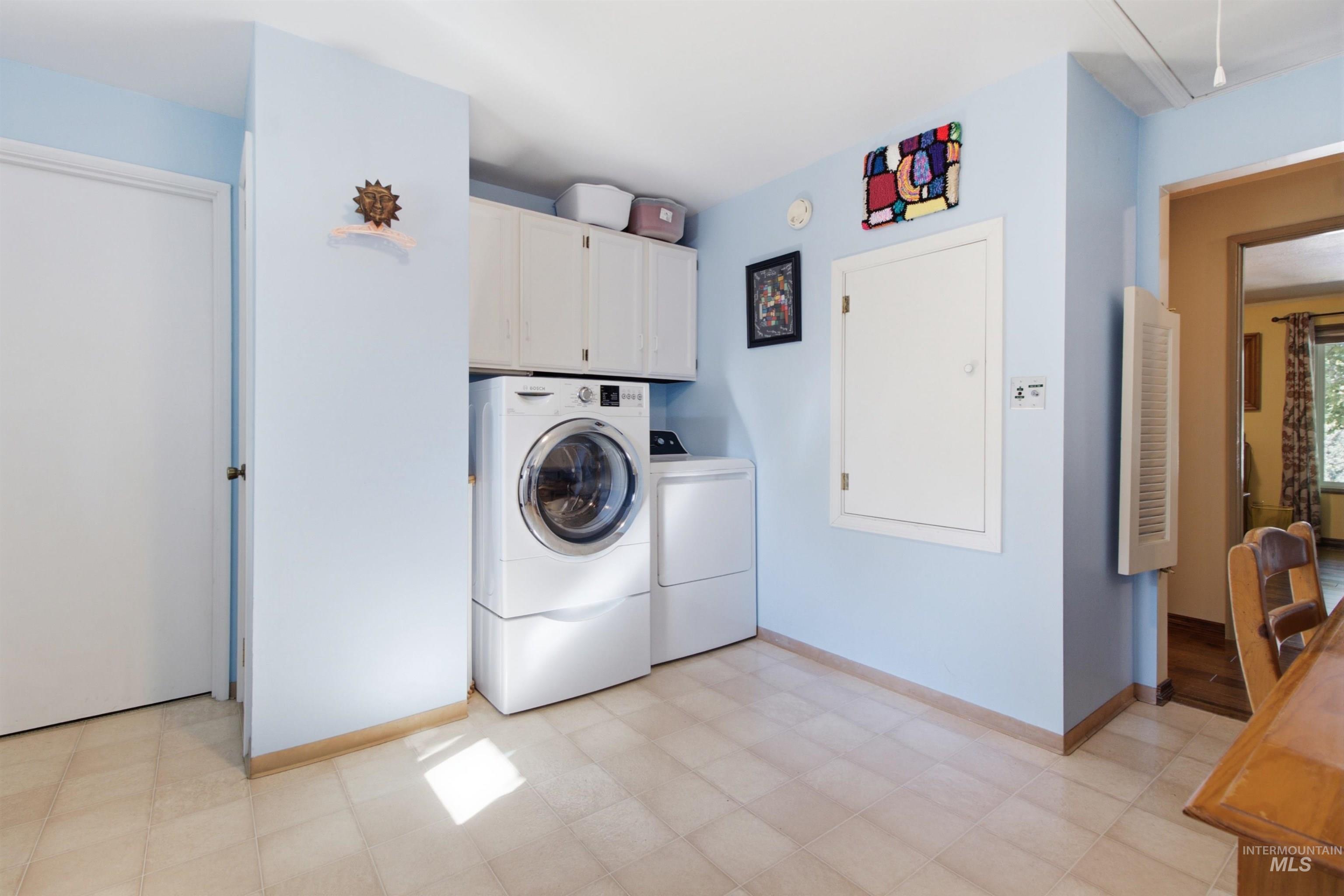 811 N Grant St. Property Photo 16