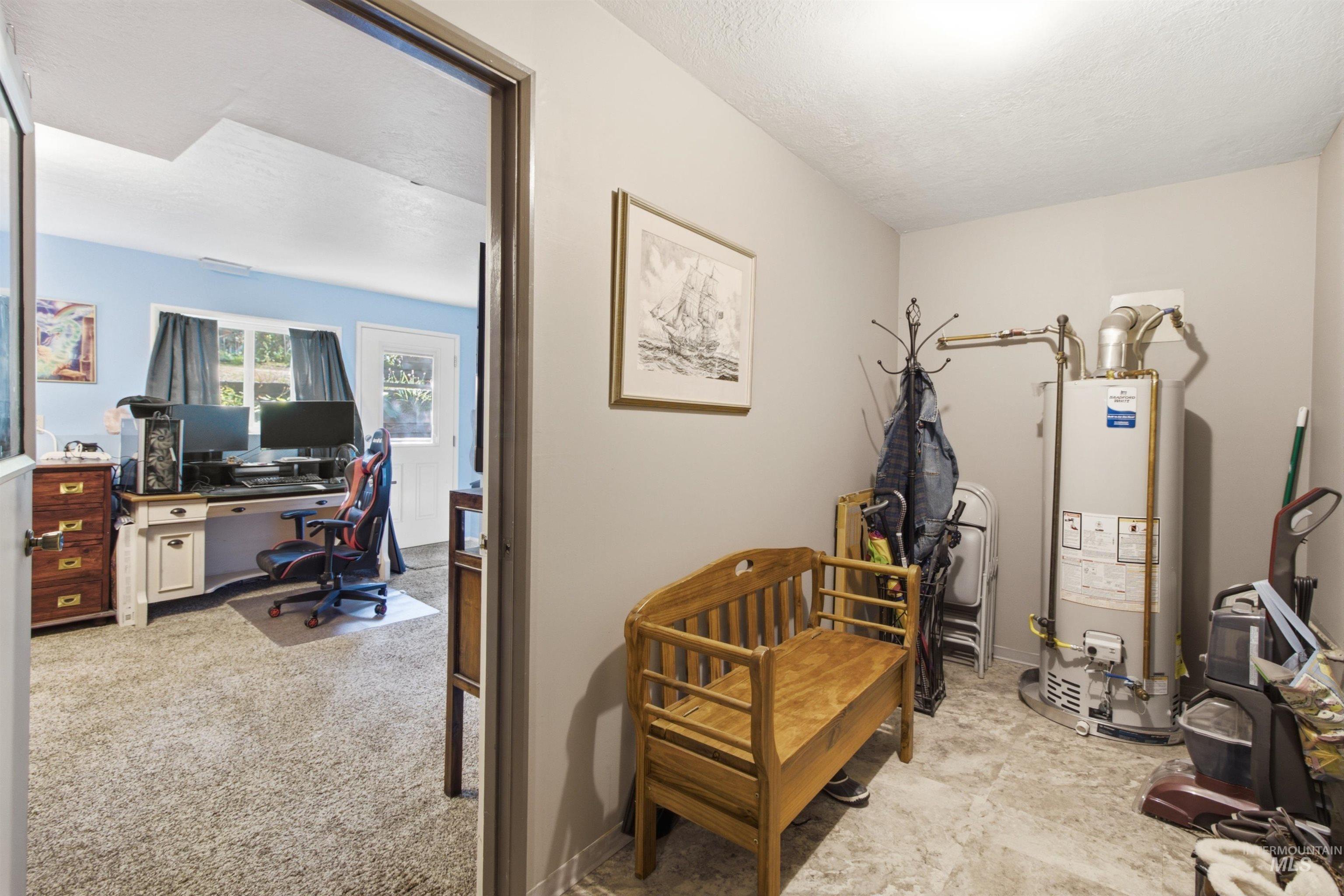 811 N Grant St. Property Photo 42