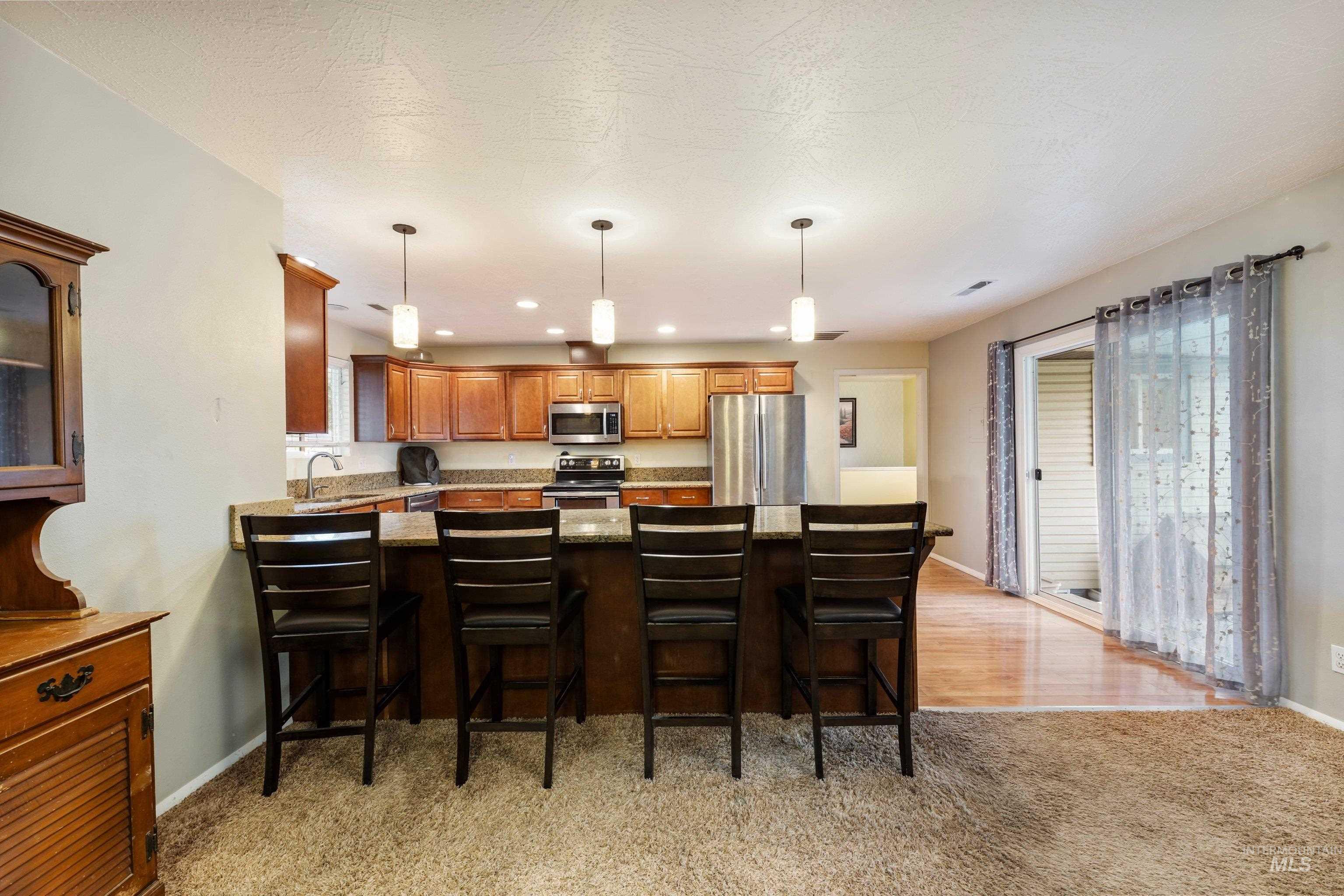 18 Reich St Property Photo 3
