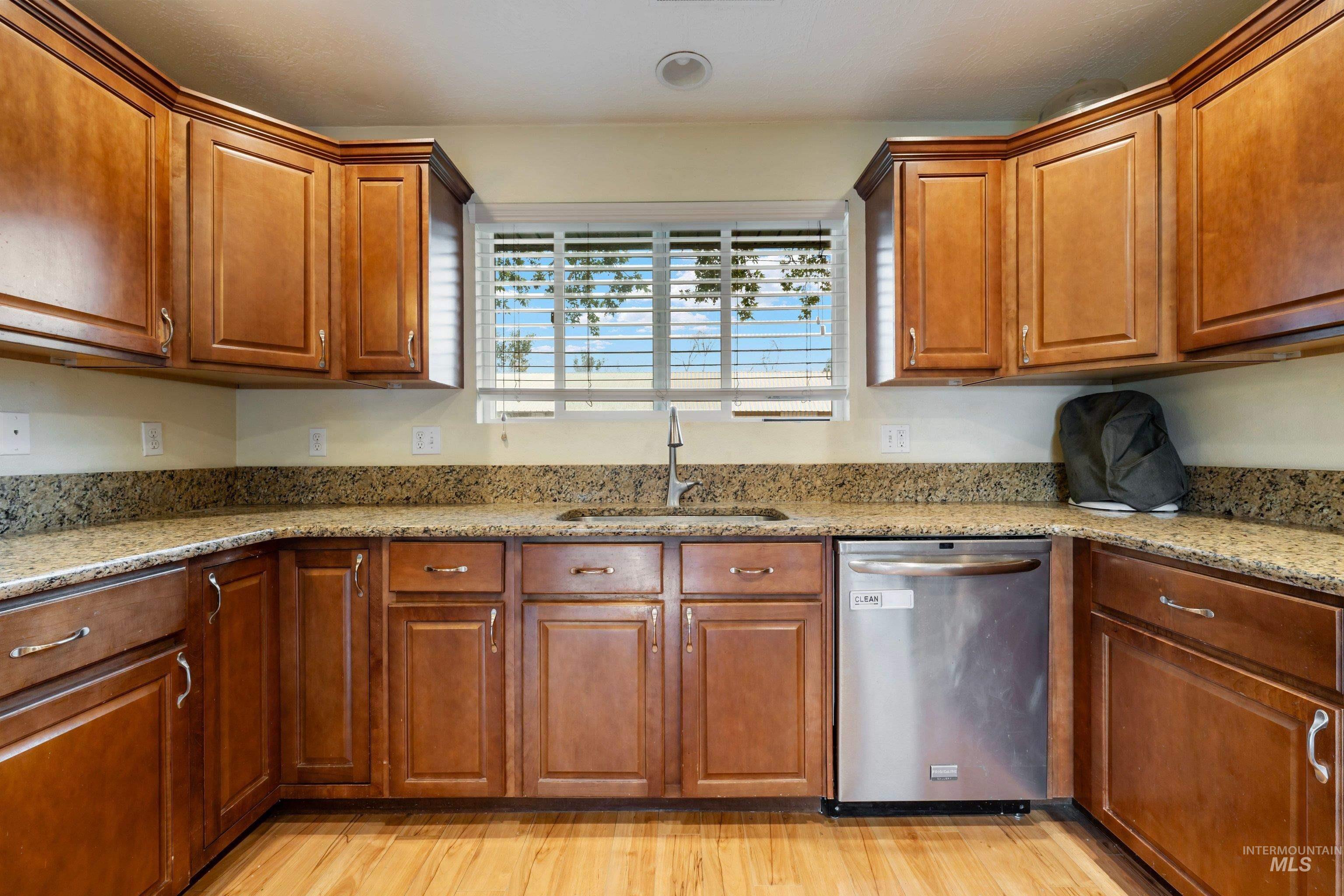 18 Reich St Property Photo 13