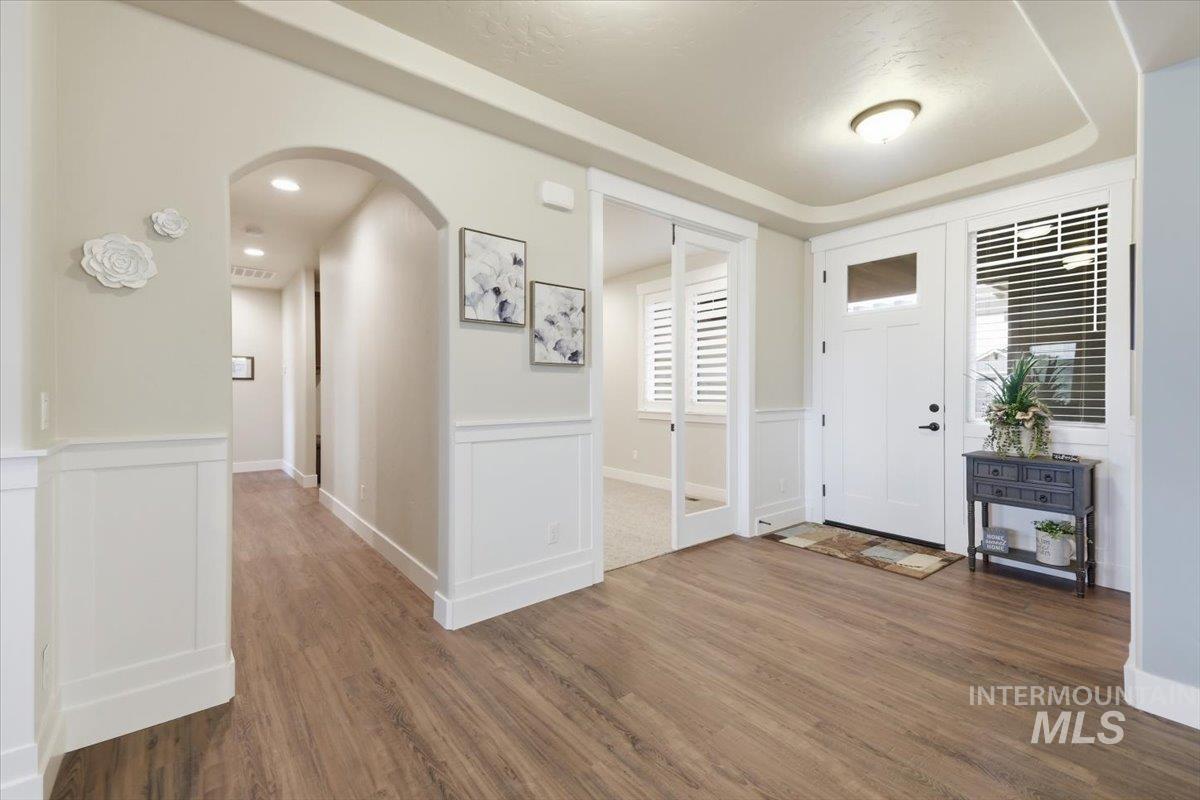 6406 E Canyon Crossing Dr. Property Photo 5