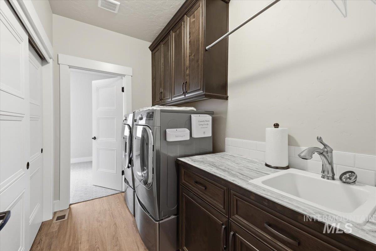 6406 E Canyon Crossing Dr. Property Photo 24