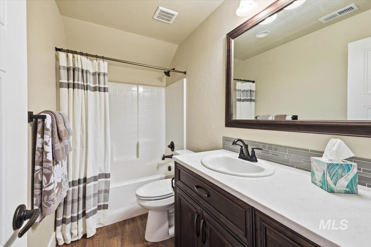 6406 E Canyon Crossing Dr. Property Photo 39