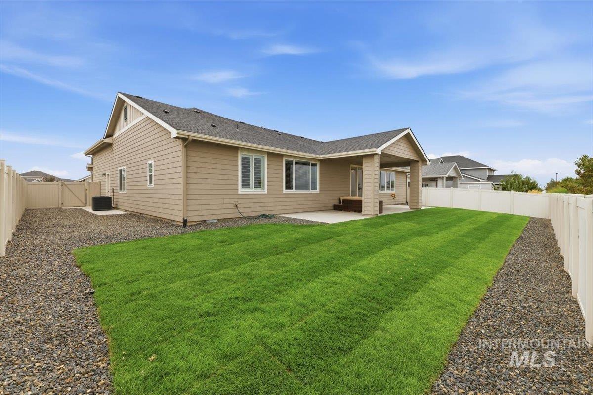 6406 E Canyon Crossing Dr. Property Photo 41
