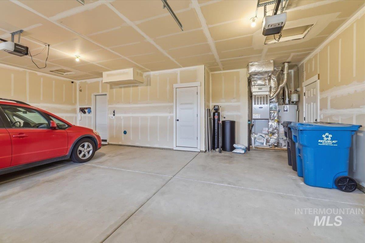 6406 E Canyon Crossing Dr. Property Photo 47
