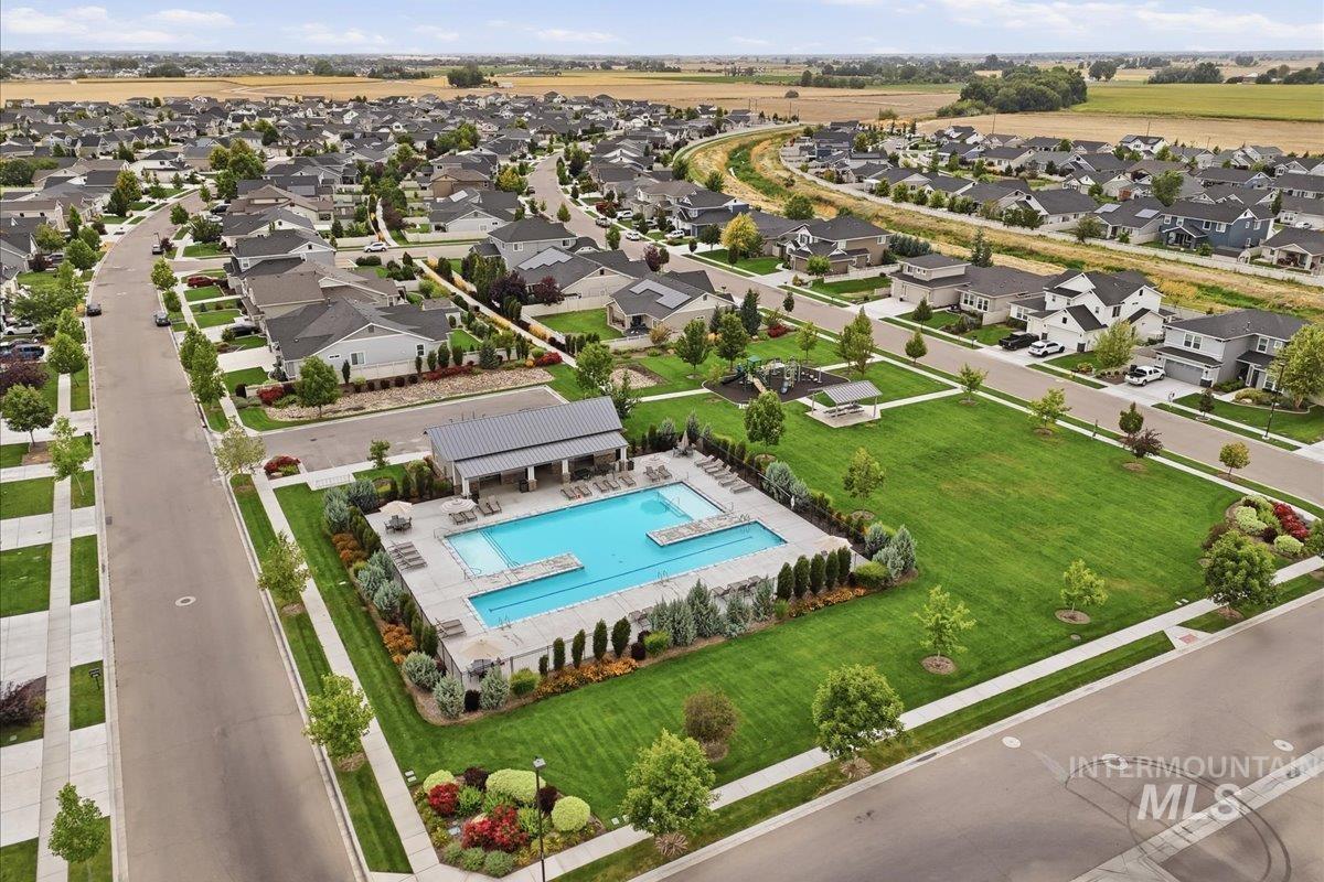 6406 E Canyon Crossing Dr. Property Photo 48