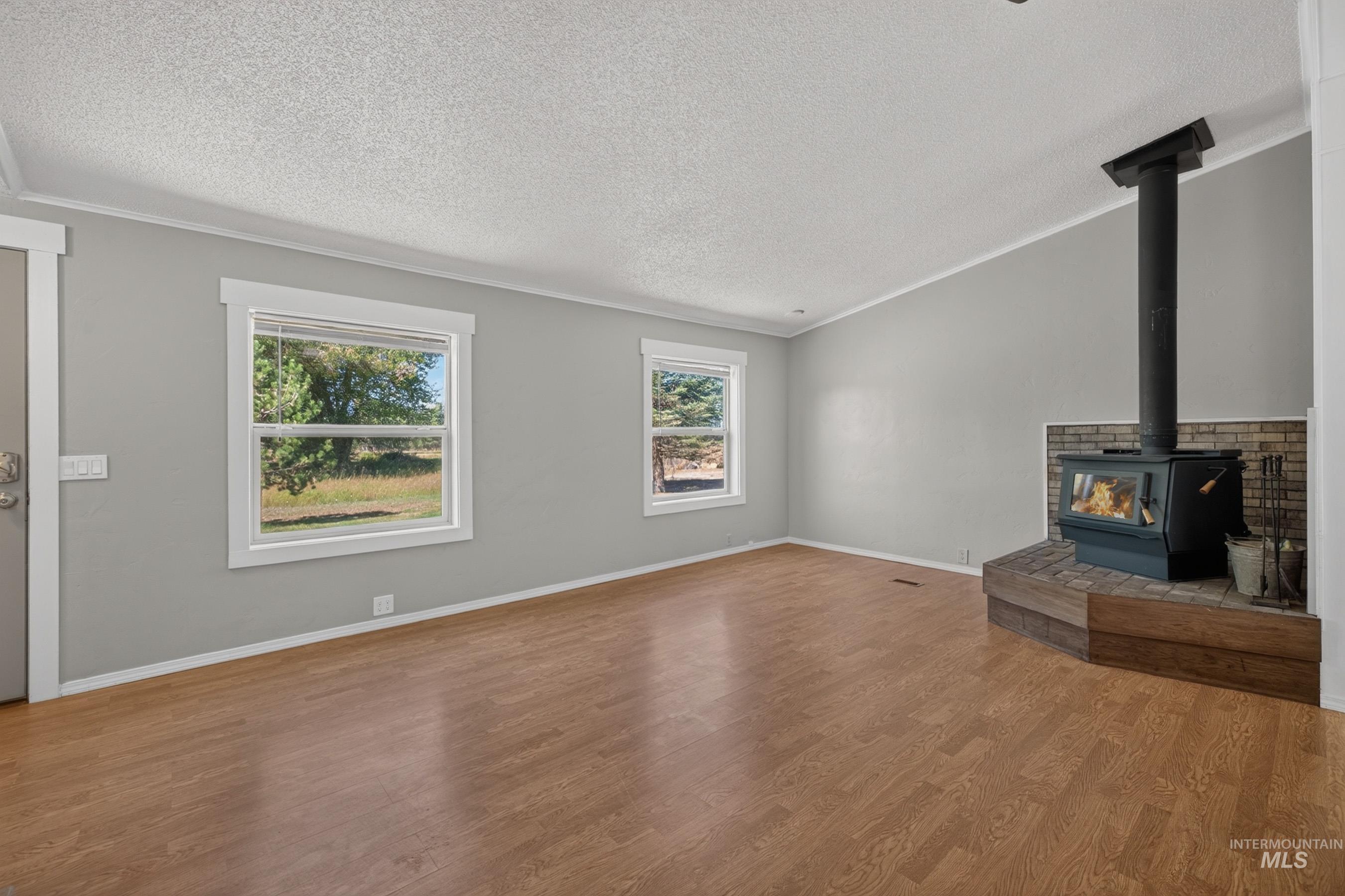 3 Garden Lane Property Photo 7