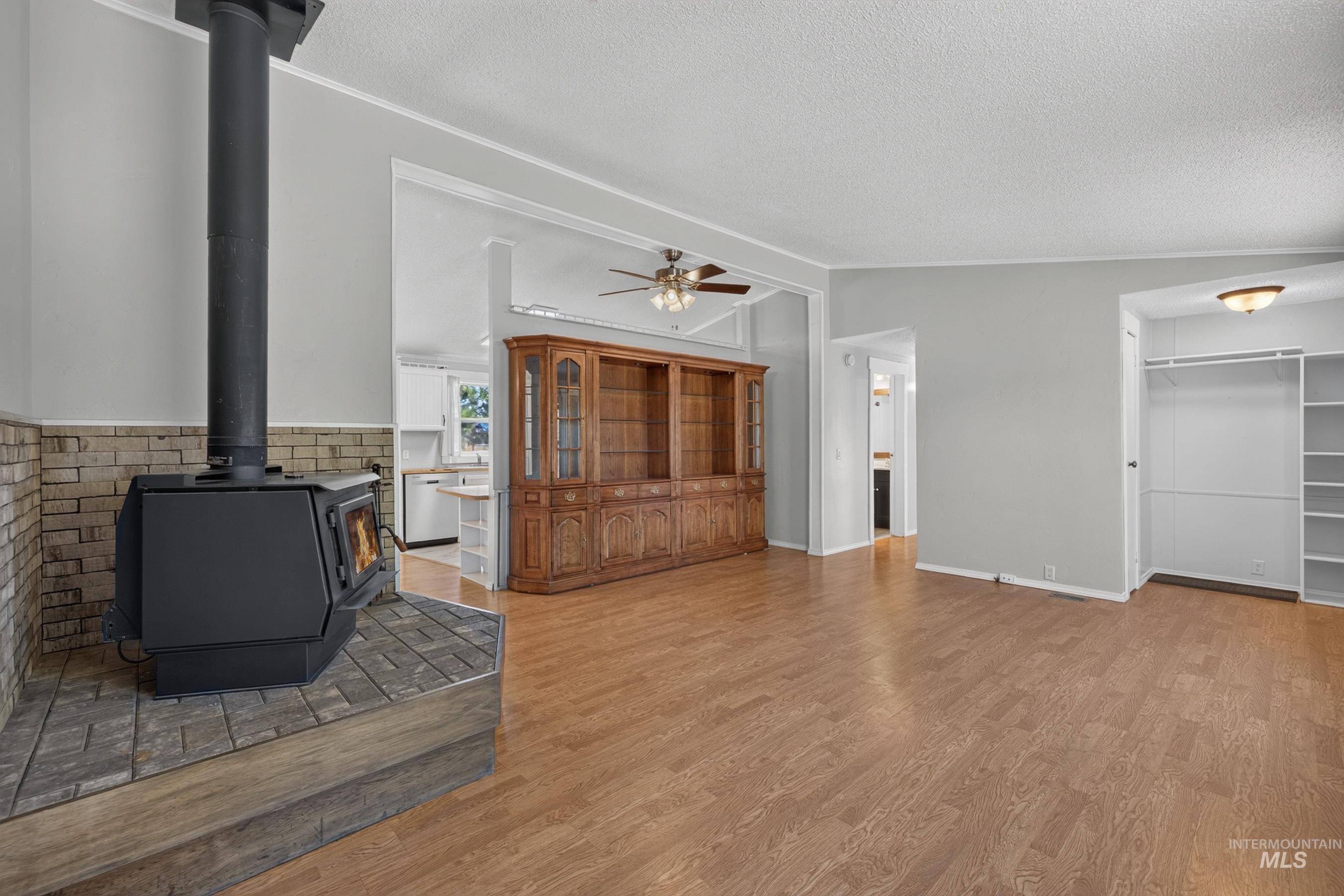 3 Garden Lane Property Photo 28