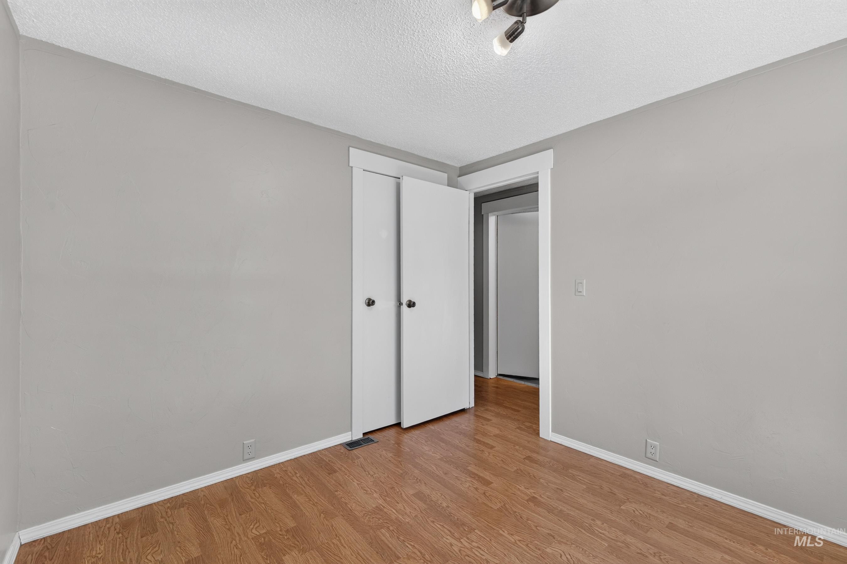 3 Garden Lane Property Photo 32