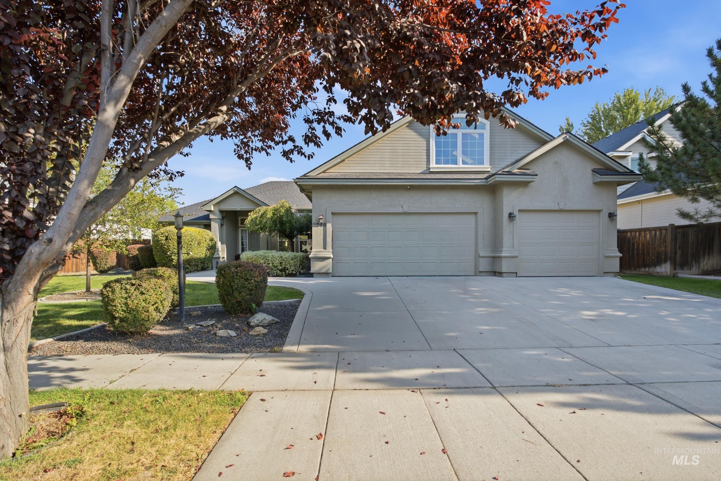 2246 W Rattlesnake Dr. Property Photo 1