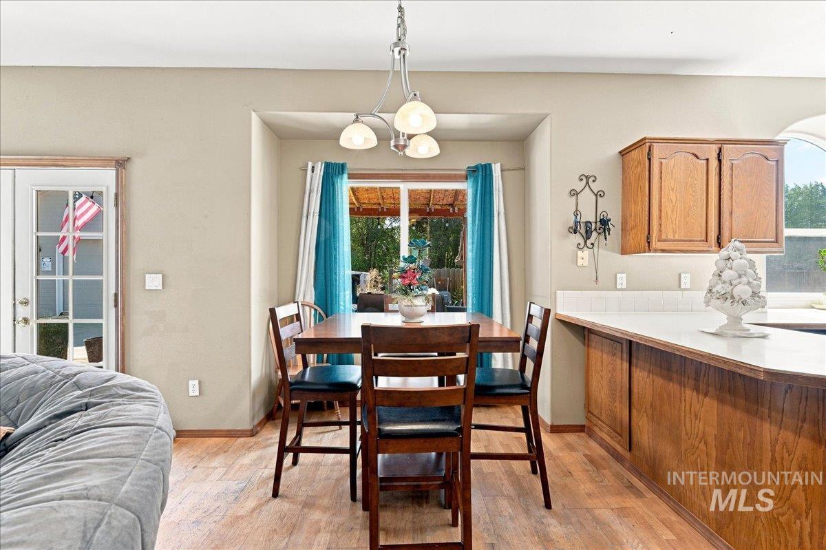 5025 Blue Jay Loop Property Photo 6
