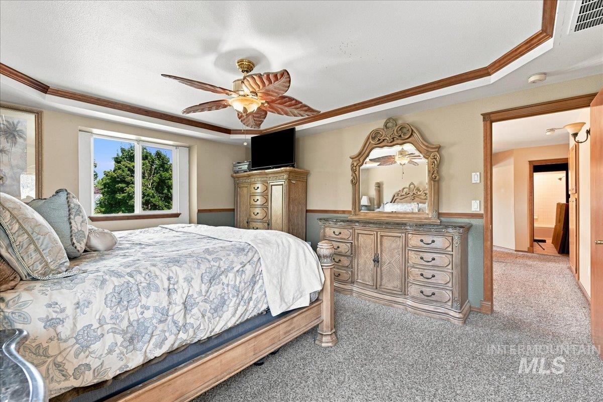 5025 Blue Jay Loop Property Photo 13