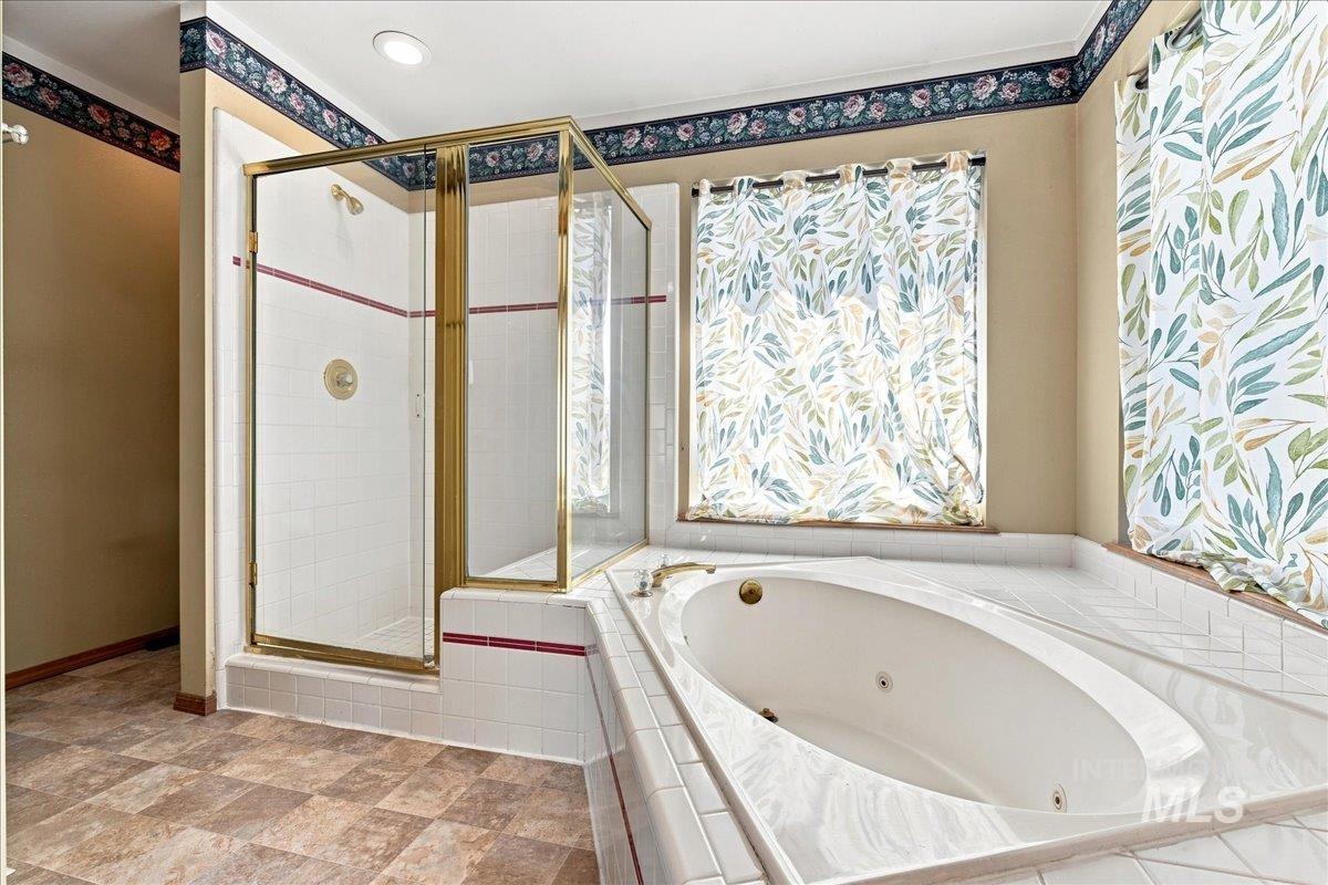 5025 Blue Jay Loop Property Photo 15