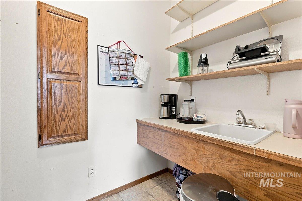 5025 Blue Jay Loop Property Photo 22