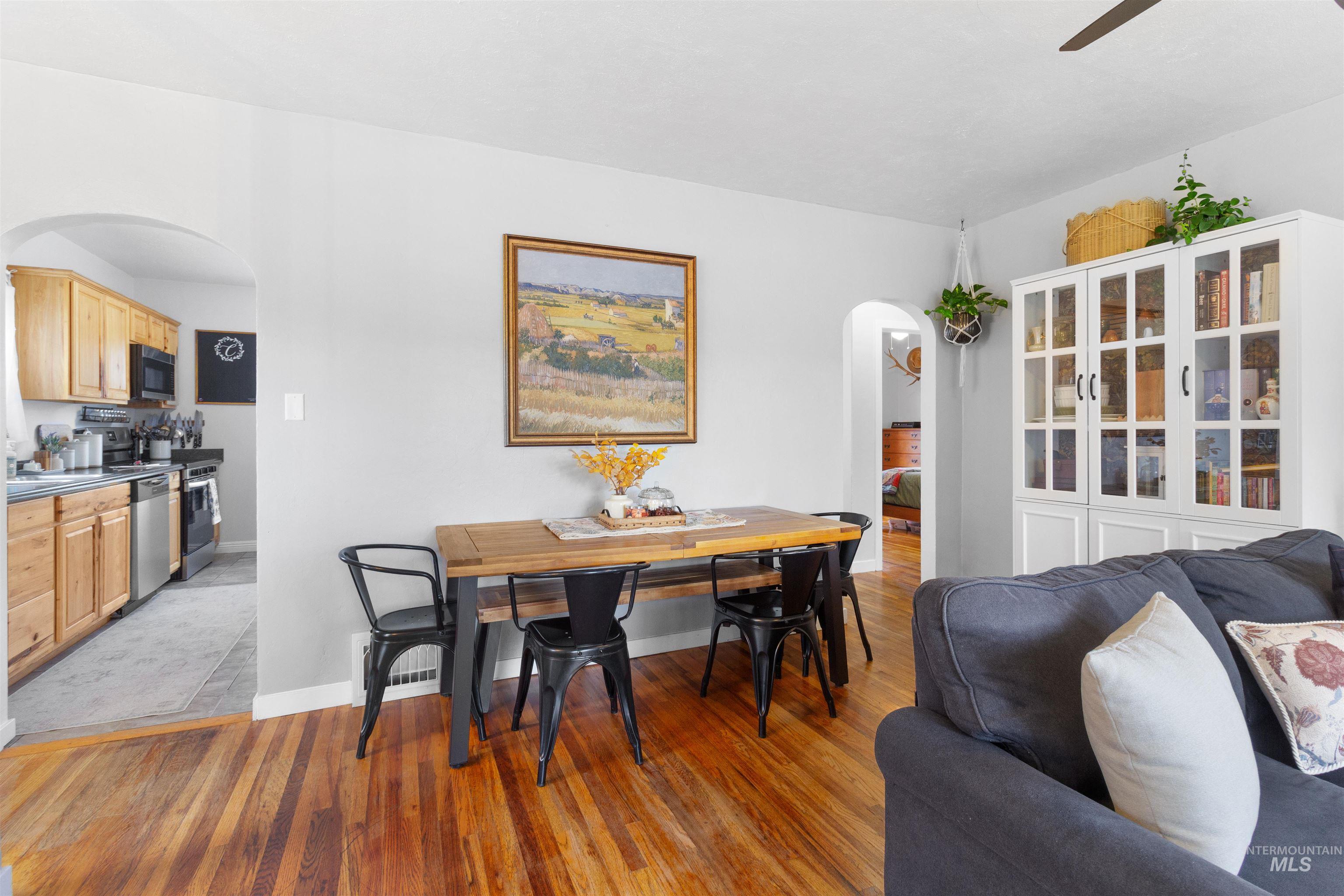 227 Jefferson Street Property Photo 13