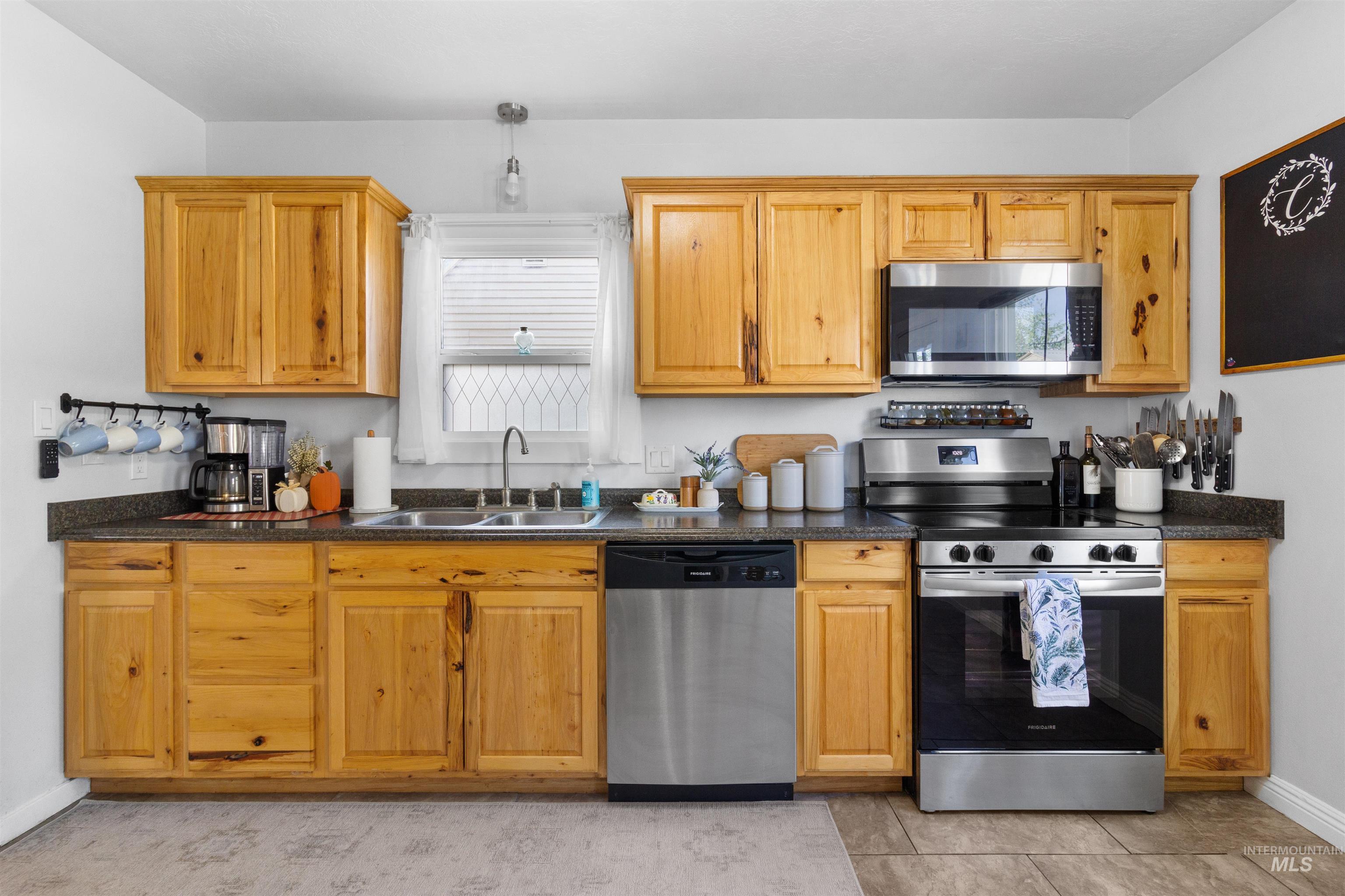 227 Jefferson Street Property Photo 17