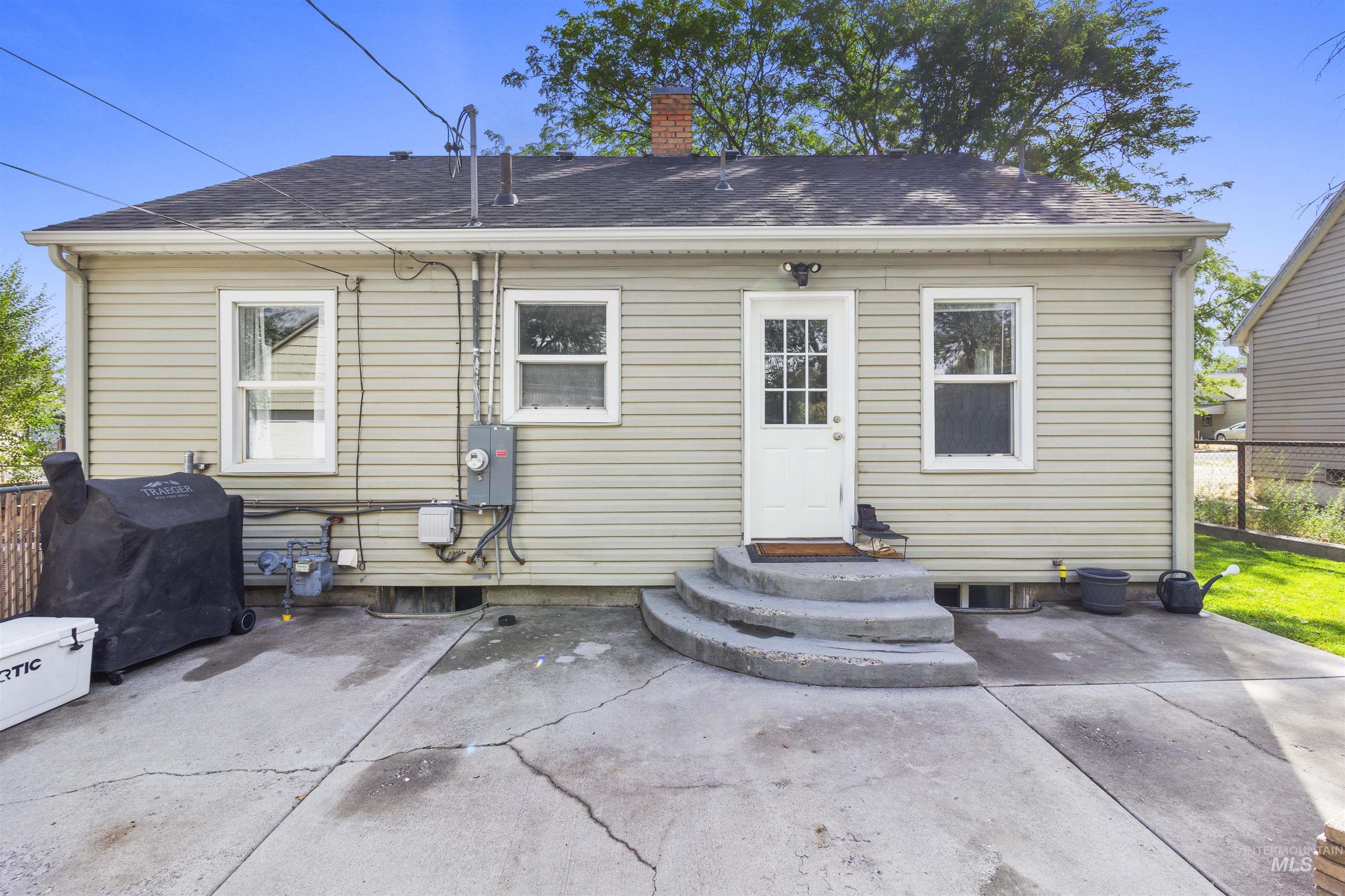 227 Jefferson Street Property Photo 38