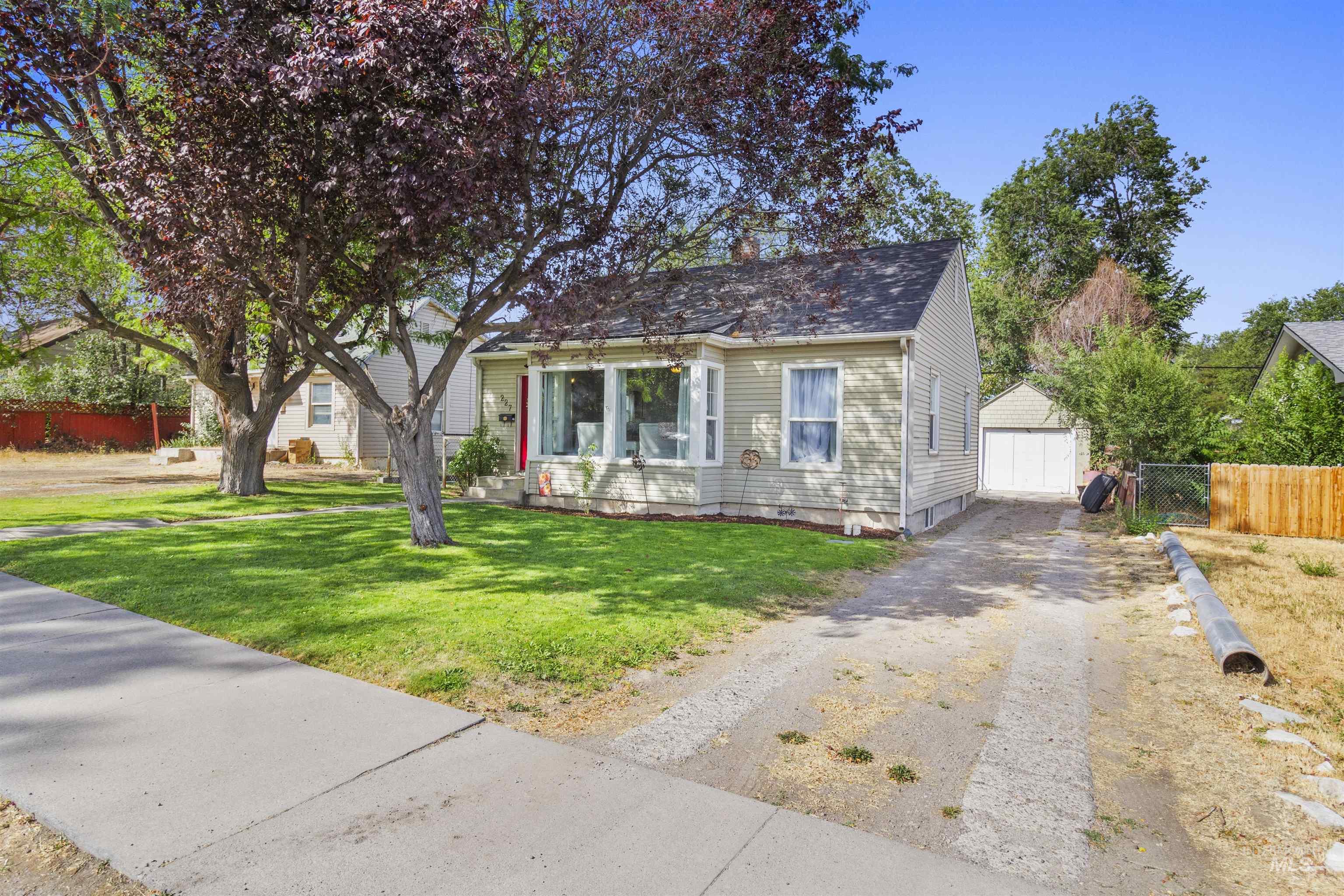 227 Jefferson Street Property Photo 46