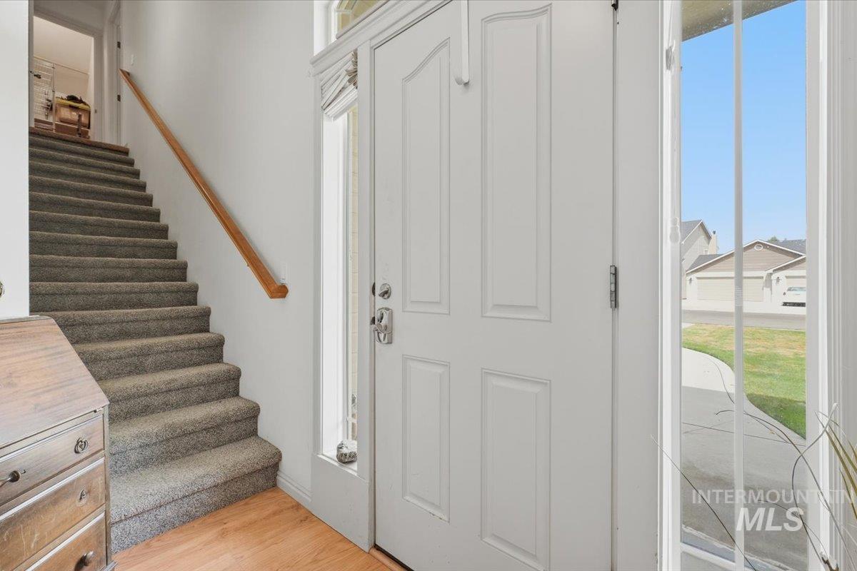 1907 W Summerwind Property Photo 22