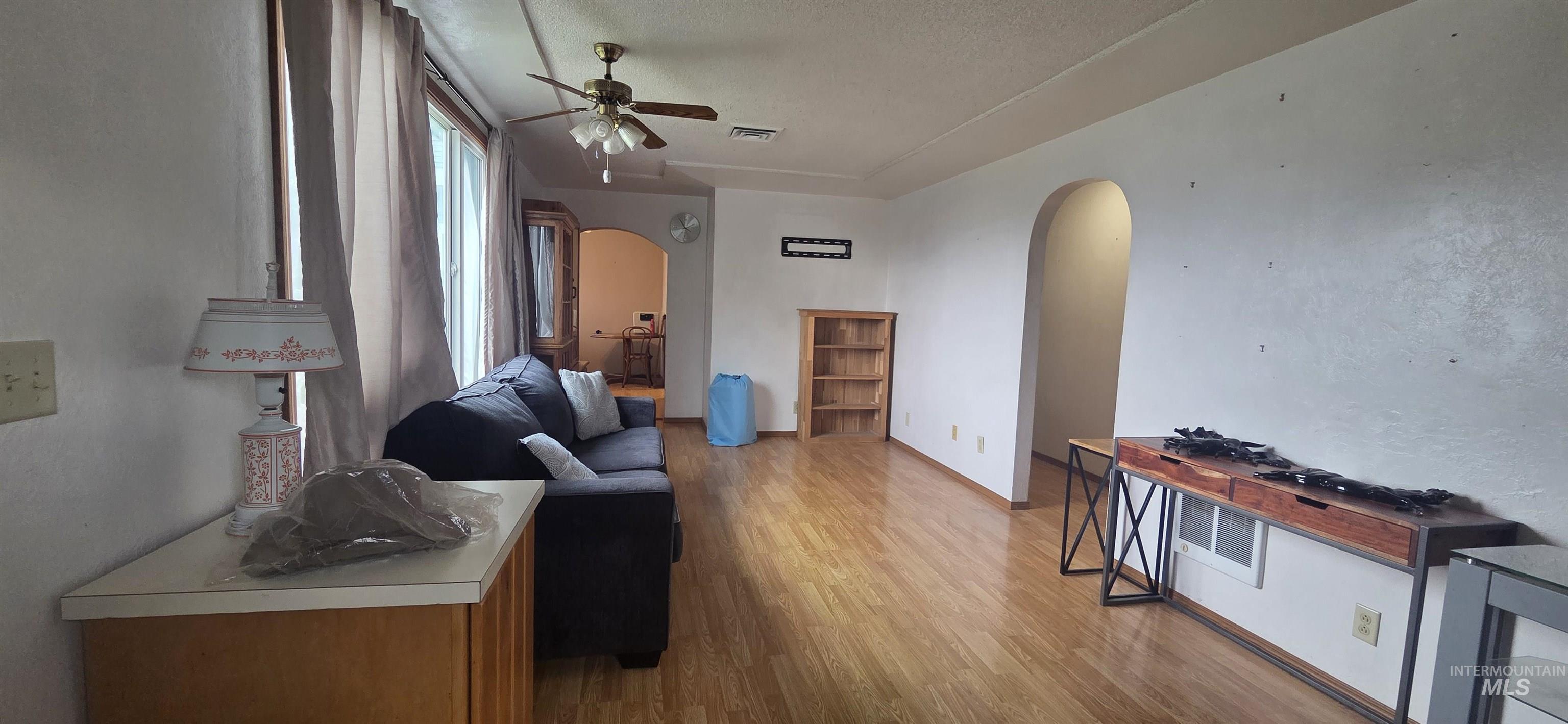 728 Bryden Property Photo 5