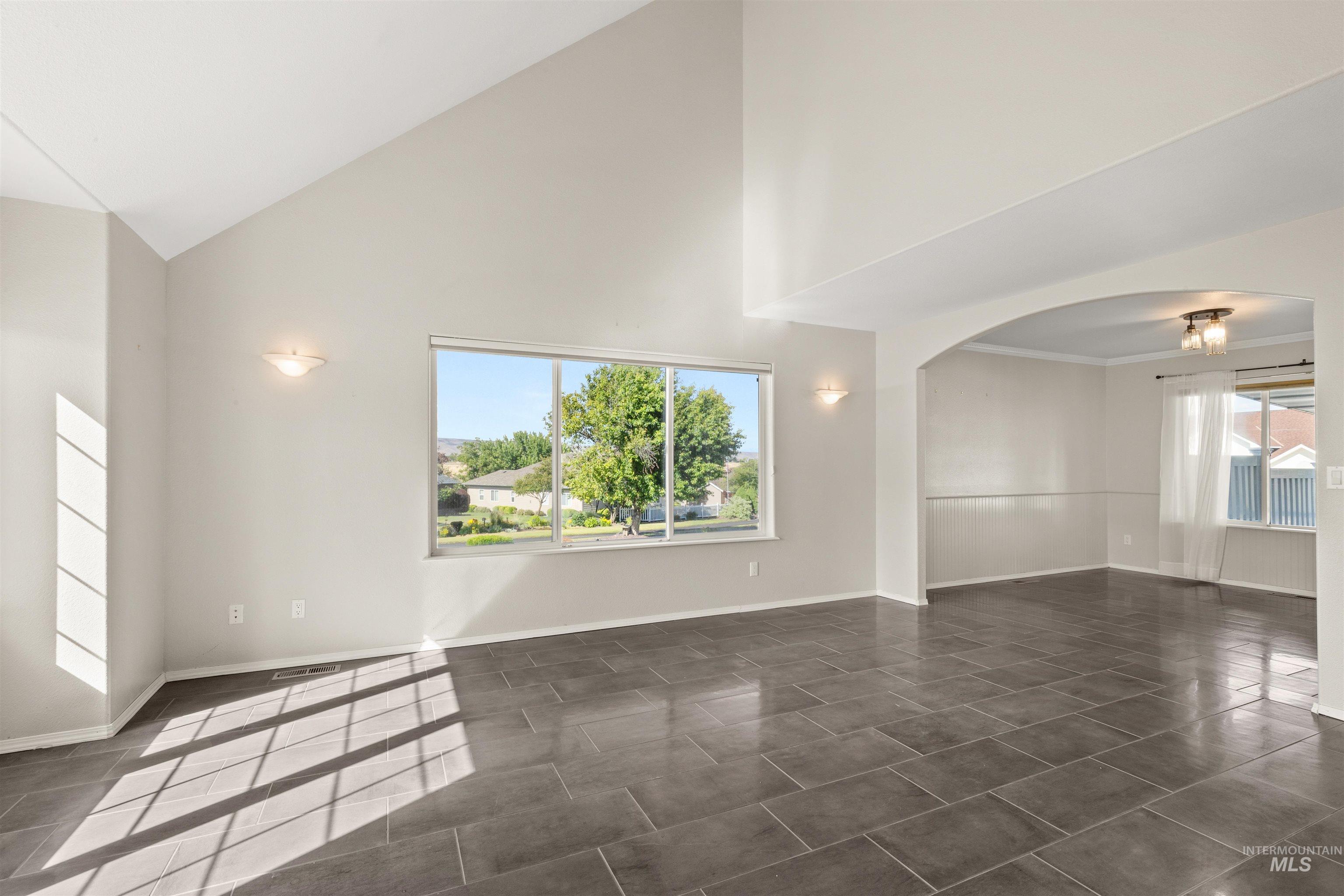 3535 Quailridge Dr Property Photo 7