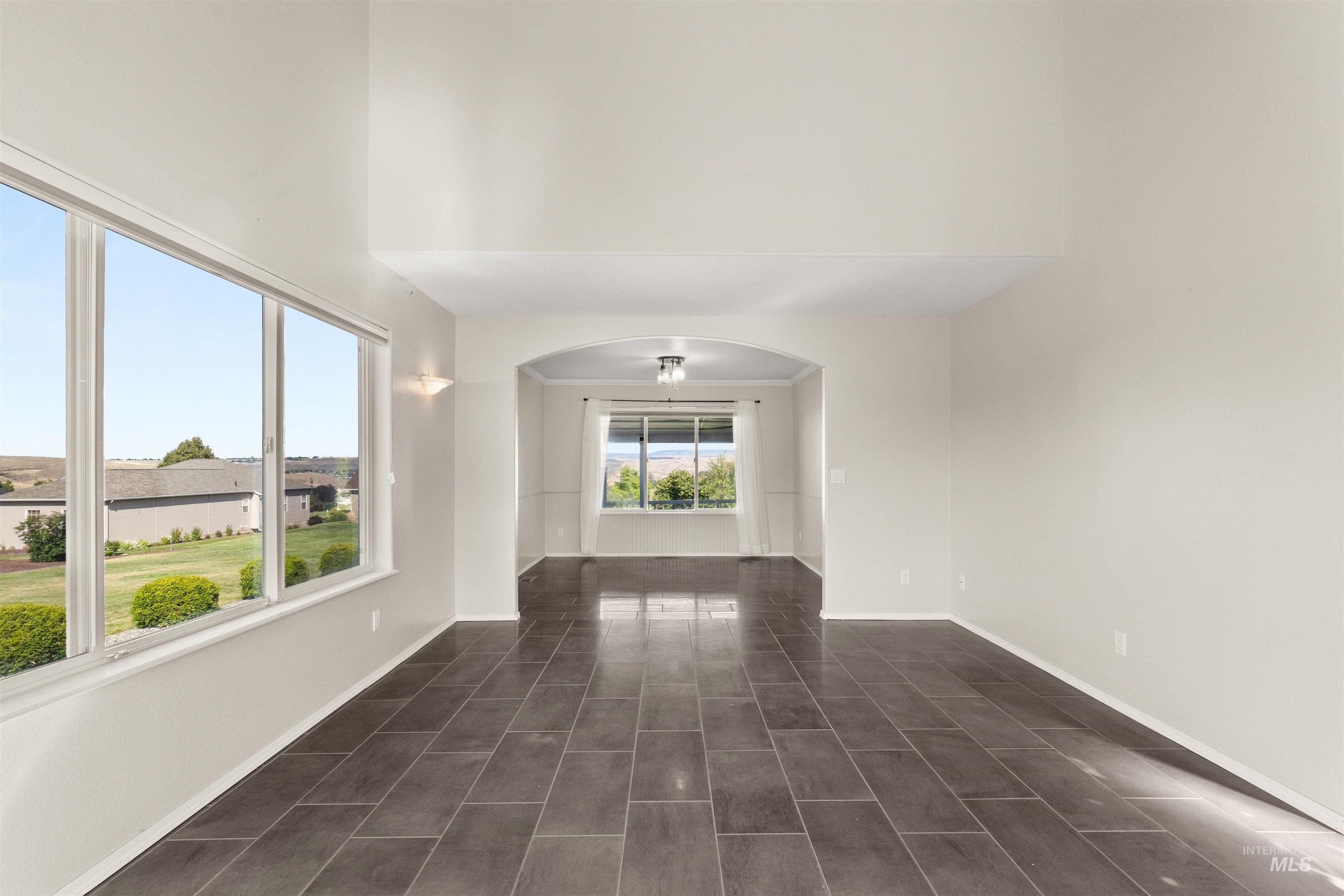 3535 Quailridge Dr Property Photo 8