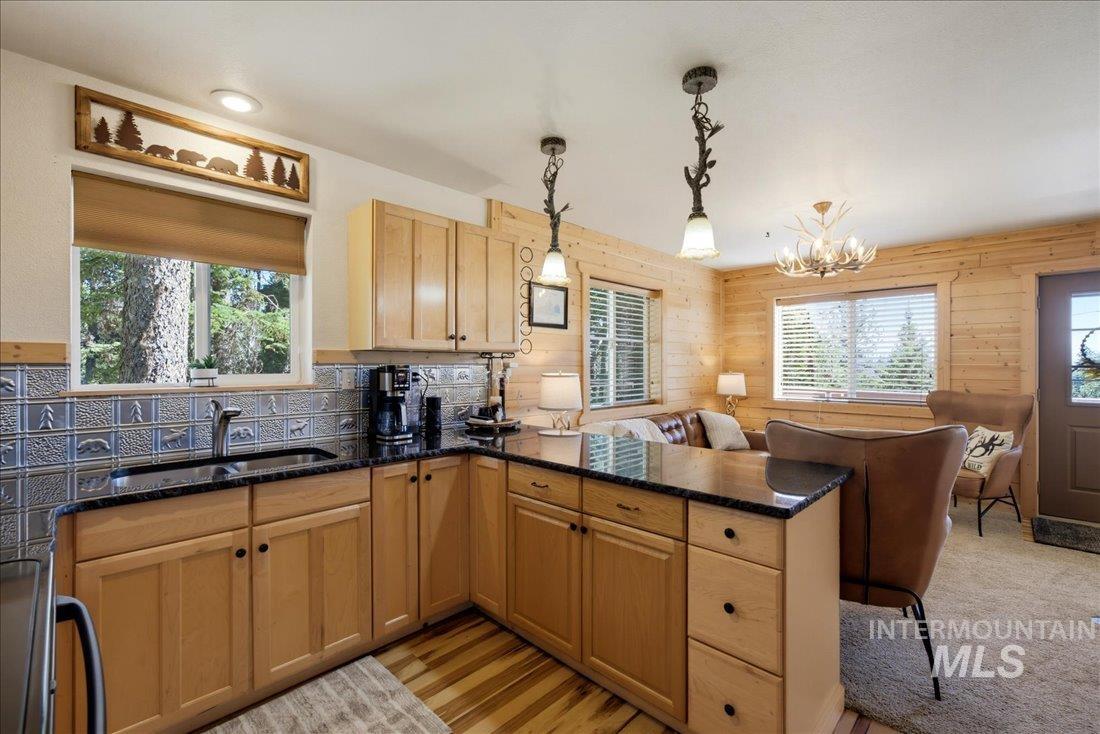 2445 Maverick Property Photo 10