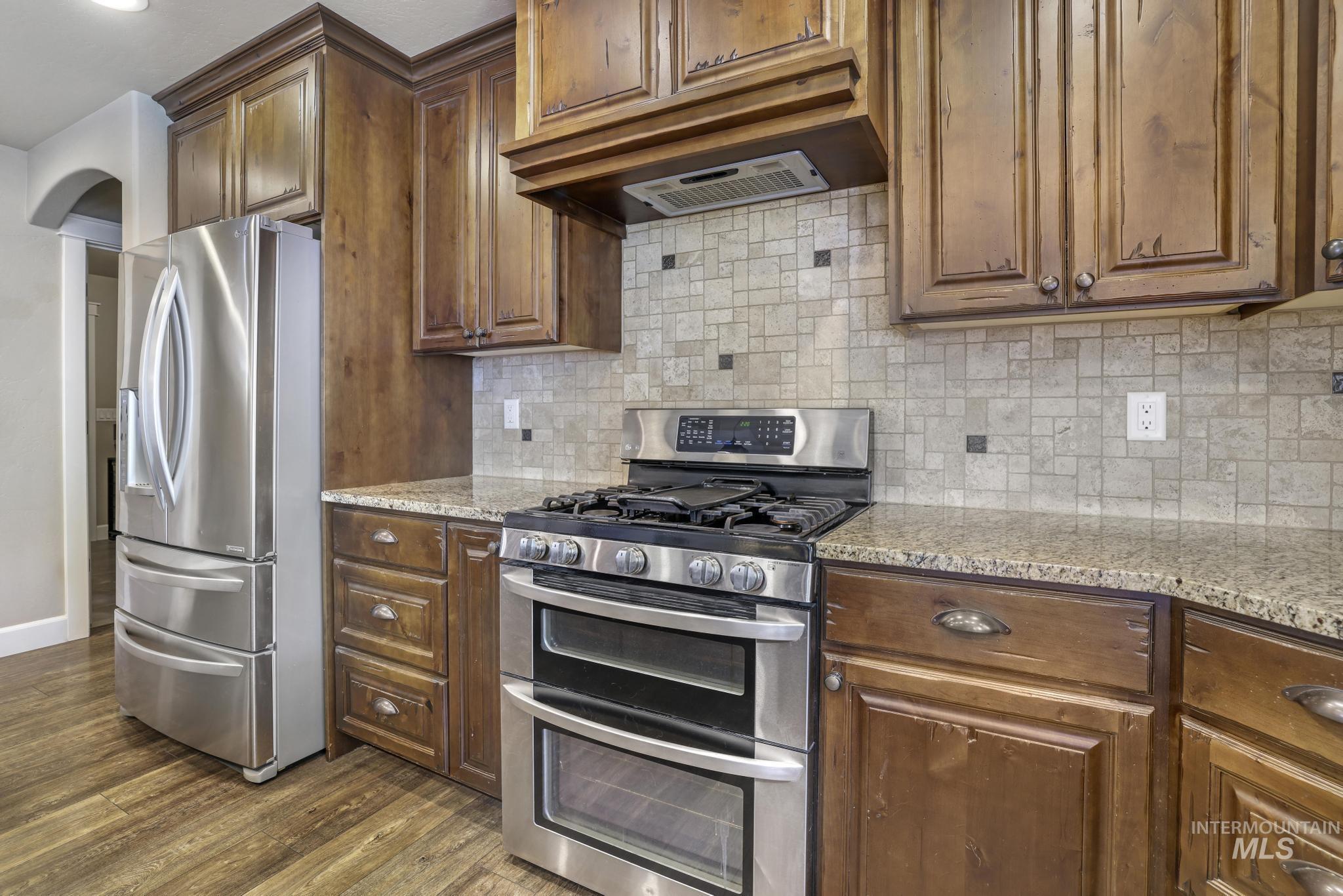 1011 Bell Ln Property Photo 14