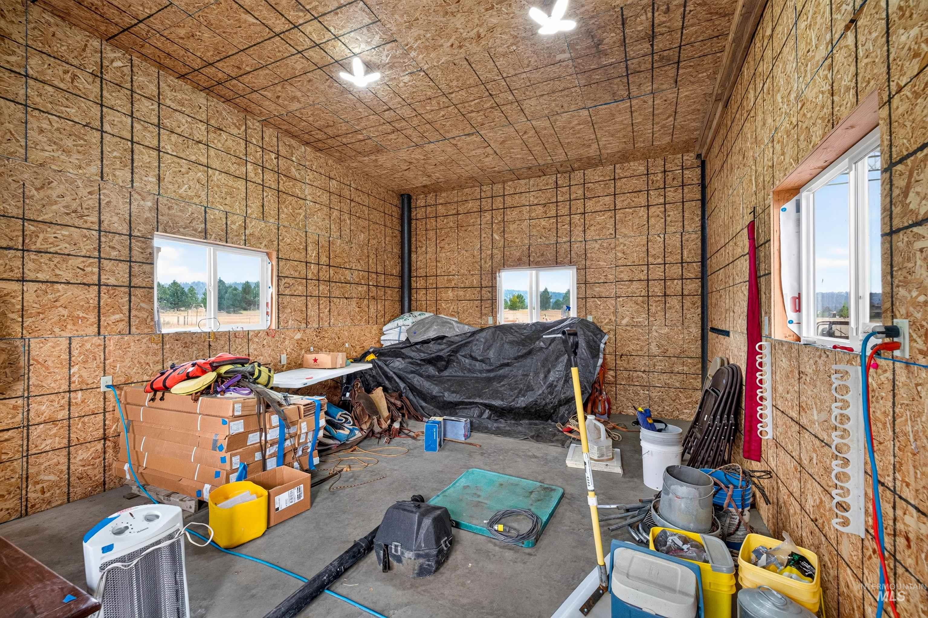 98999480 Property Photo 4