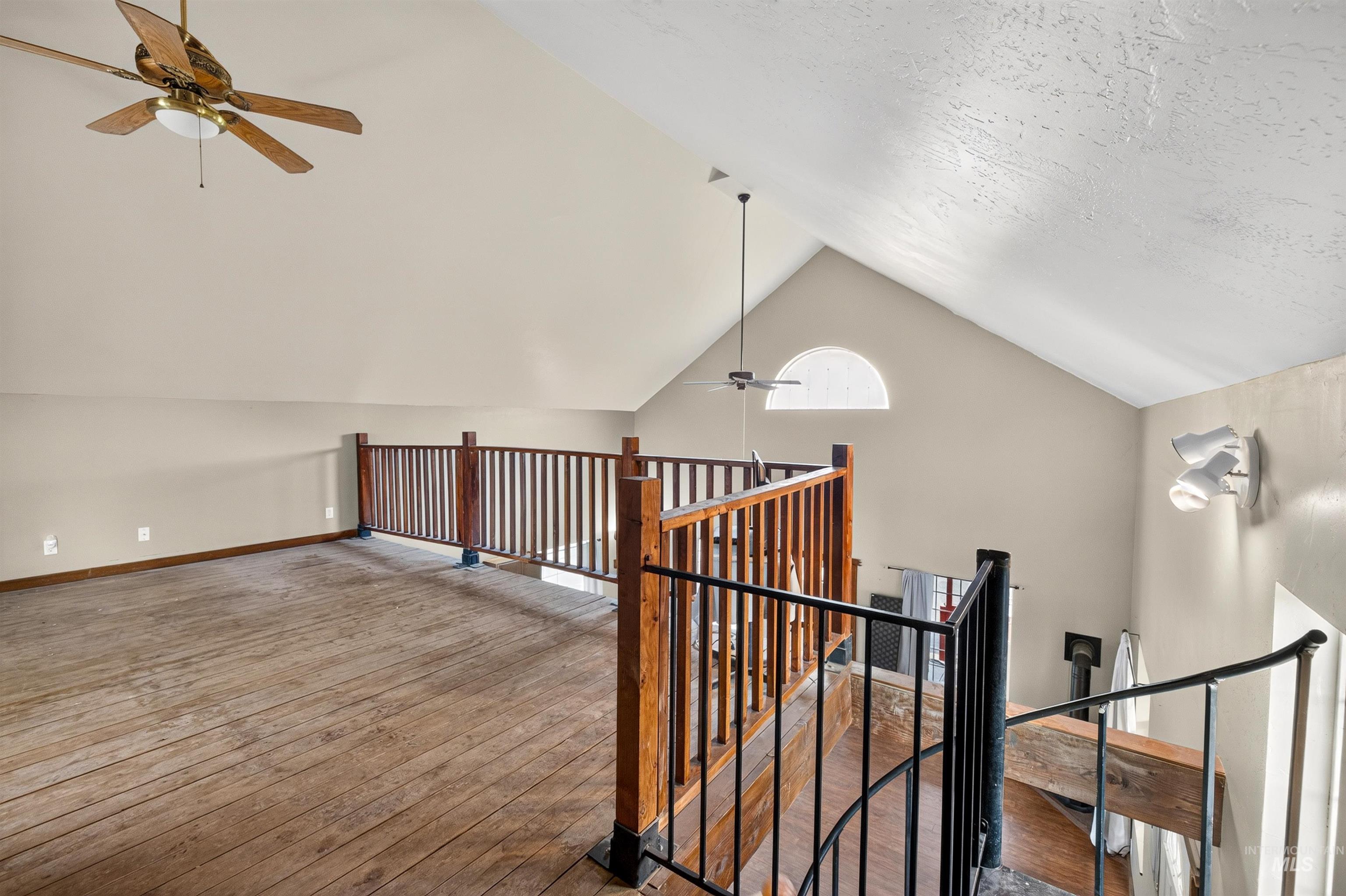 98999480 Property Photo 15