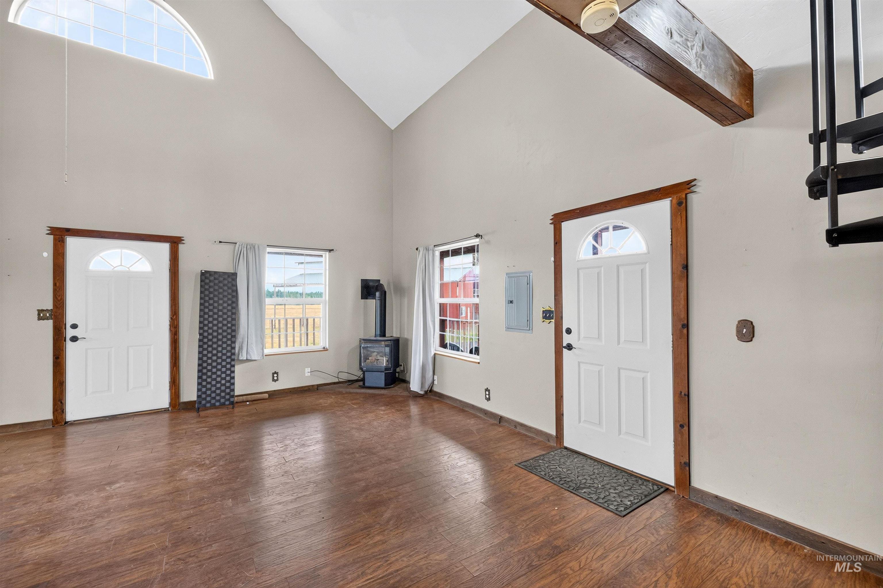 98999480 Property Photo 16